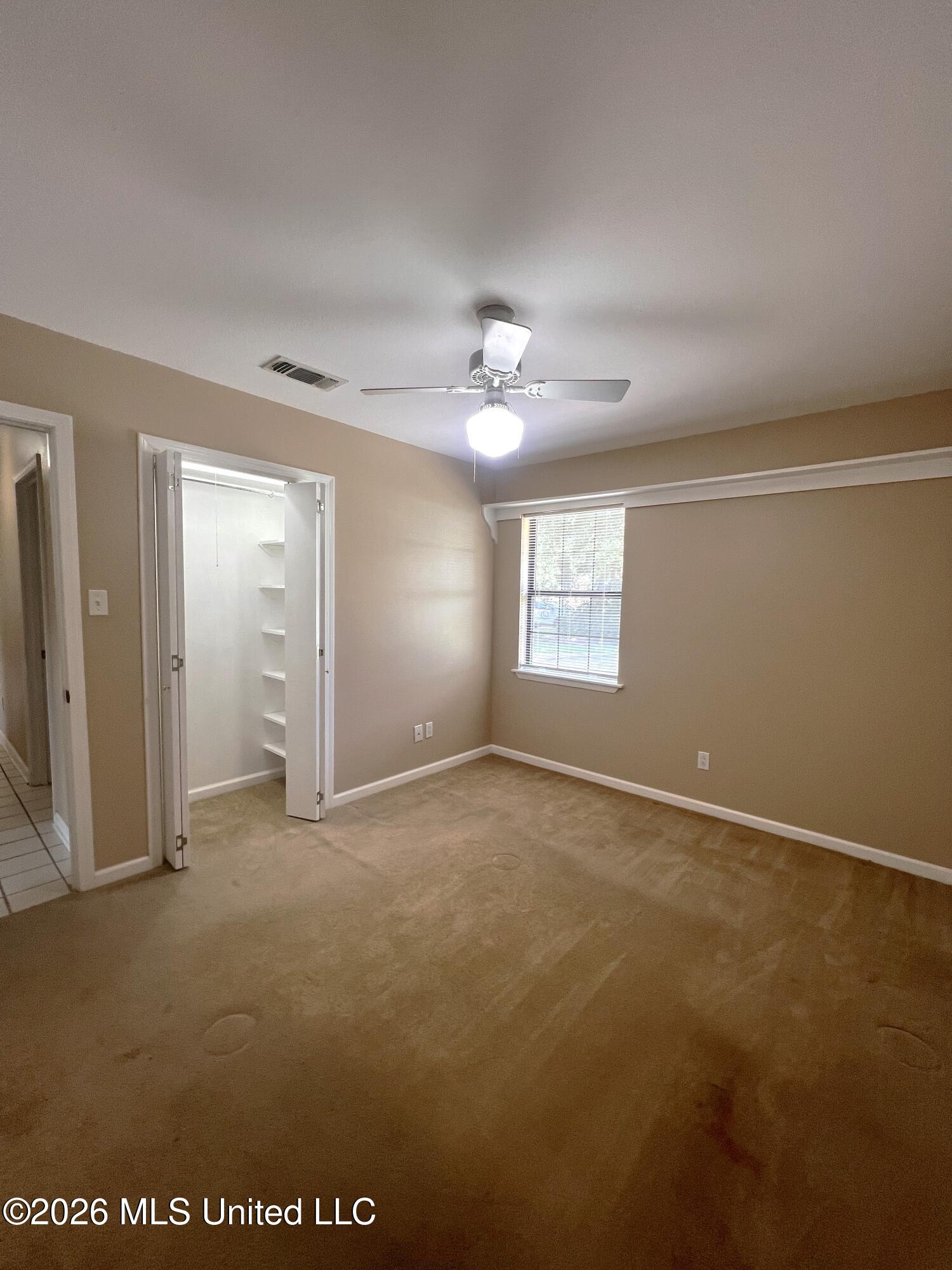 15309-r Royal Street Property Photo 14