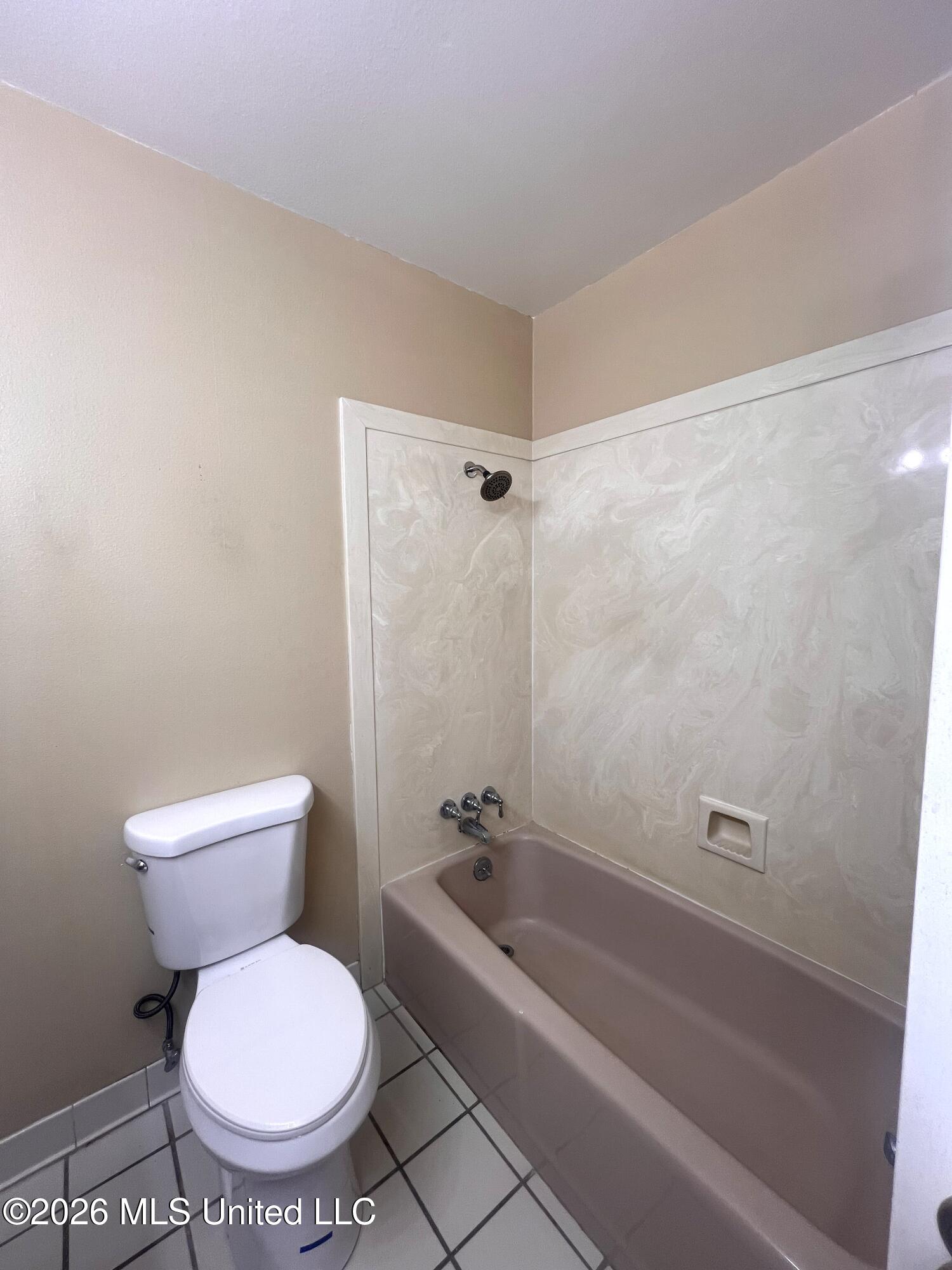 15309-r Royal Street Property Photo 16