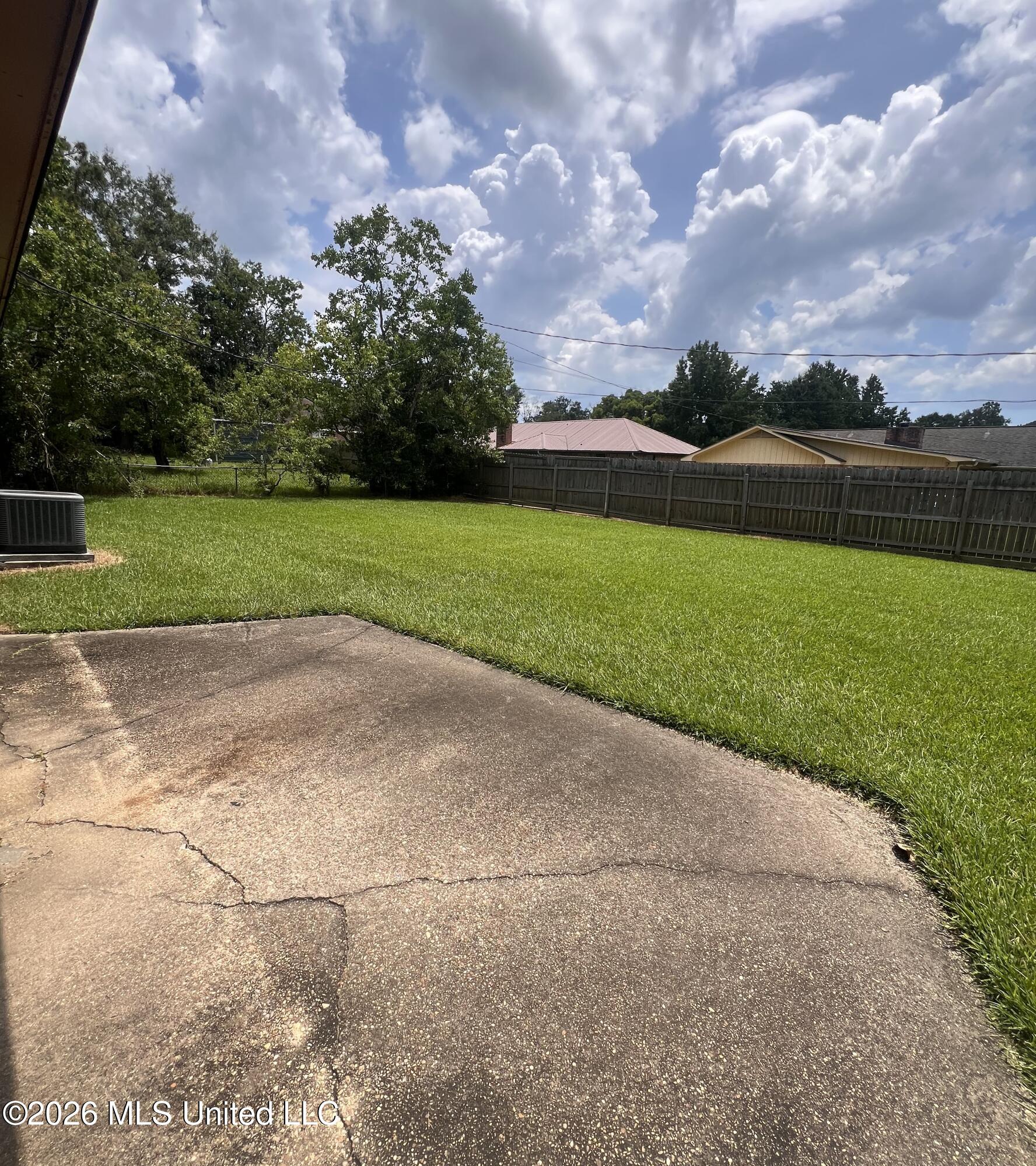 15309-r Royal Street Property Photo 21