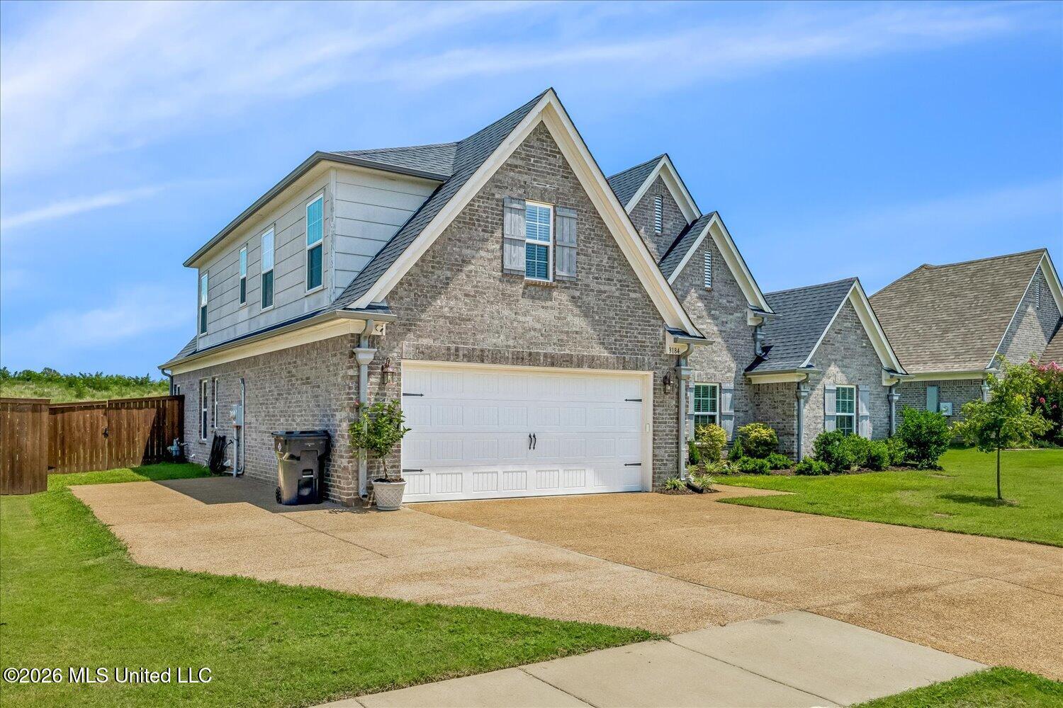3184 Magnolia Bloom Drive Property Photo 3