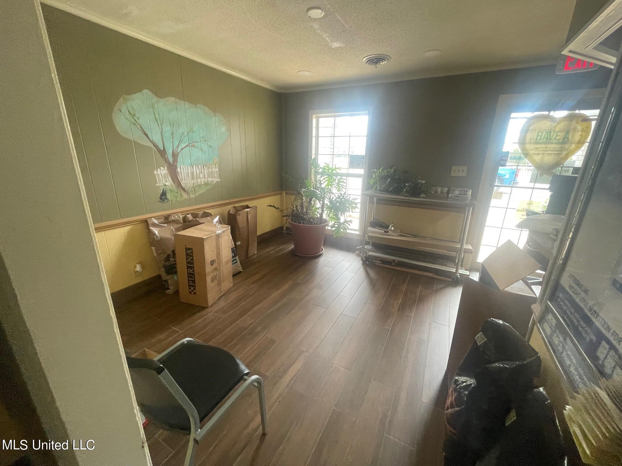 8840 N Highway 51 Property Photo 3