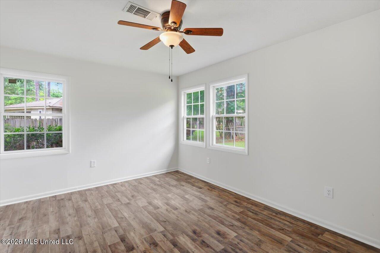 3218 Eastland Drive Property Photo 19