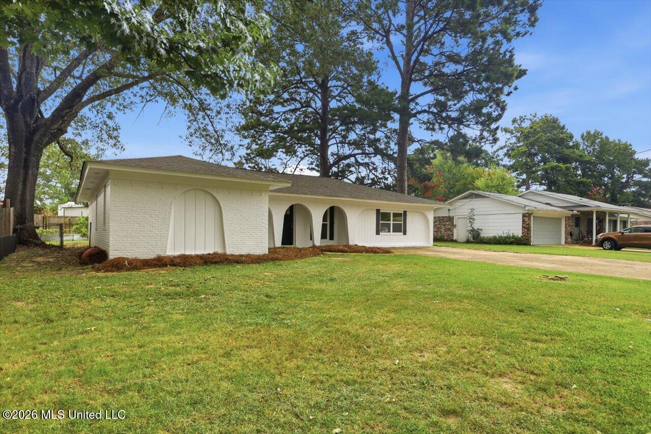 232 Trojan Drive Property Photo 2
