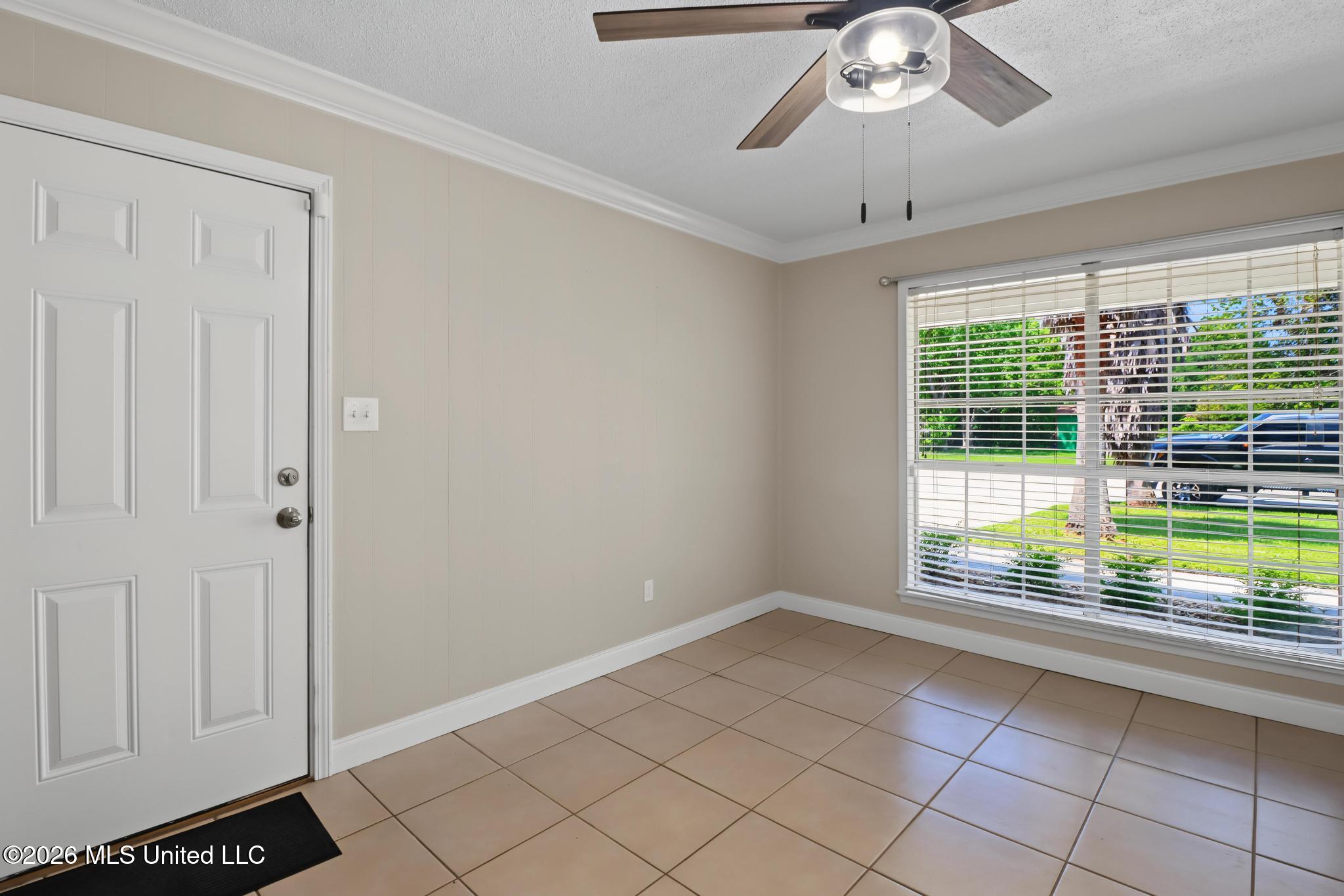 32 Brittany Court Property Photo 6
