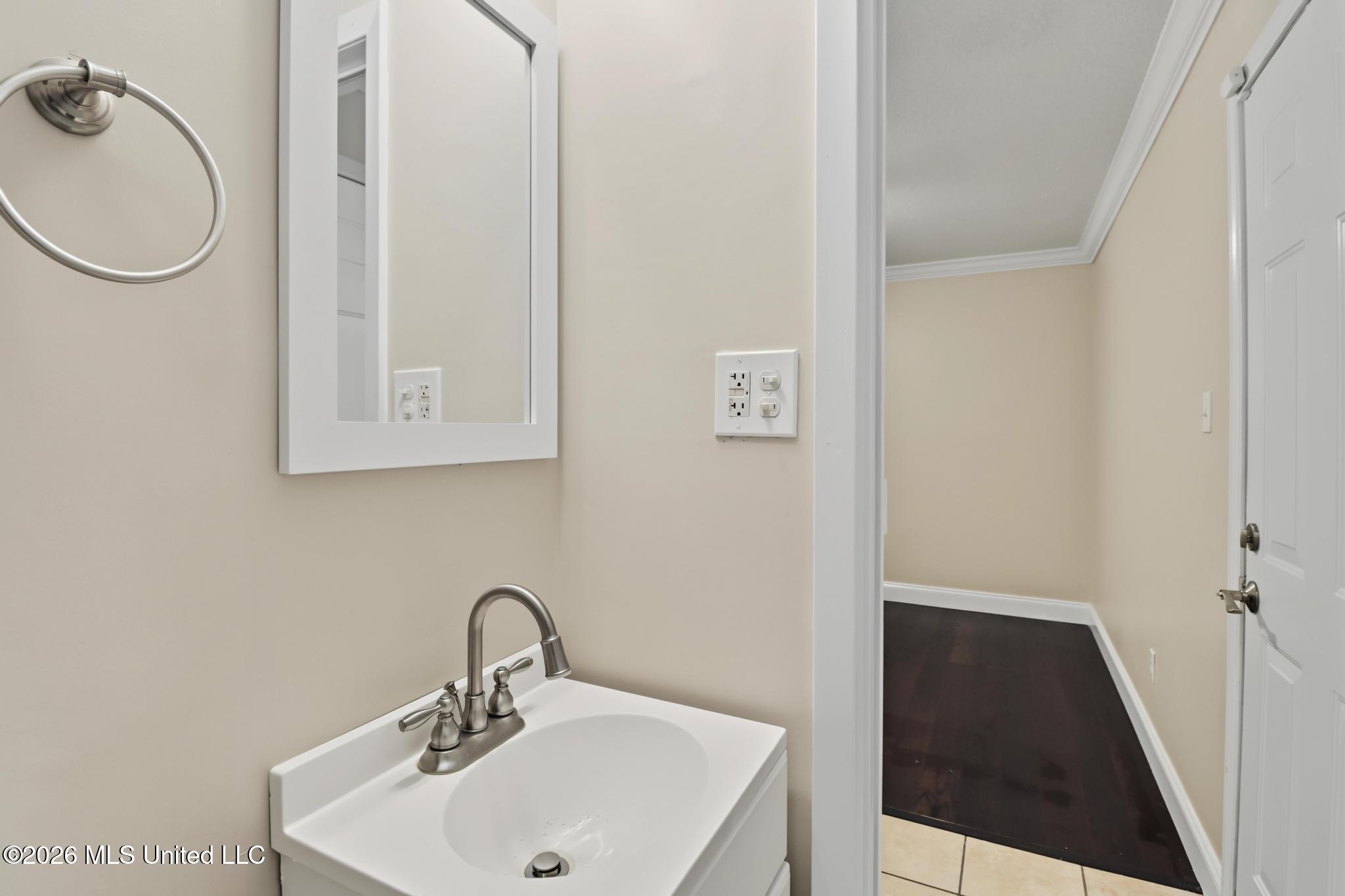 32 Brittany Court Property Photo 10