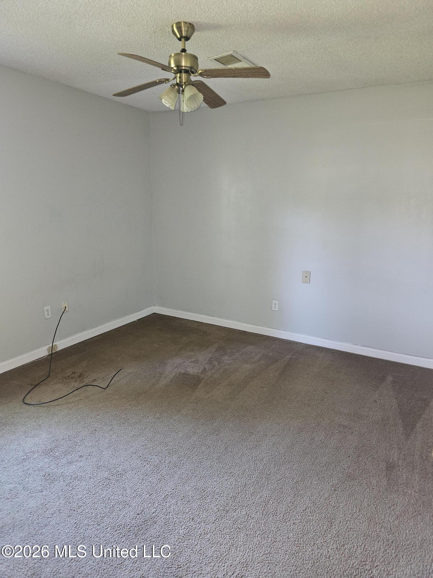 13224 Abernathy Road Property Photo 7