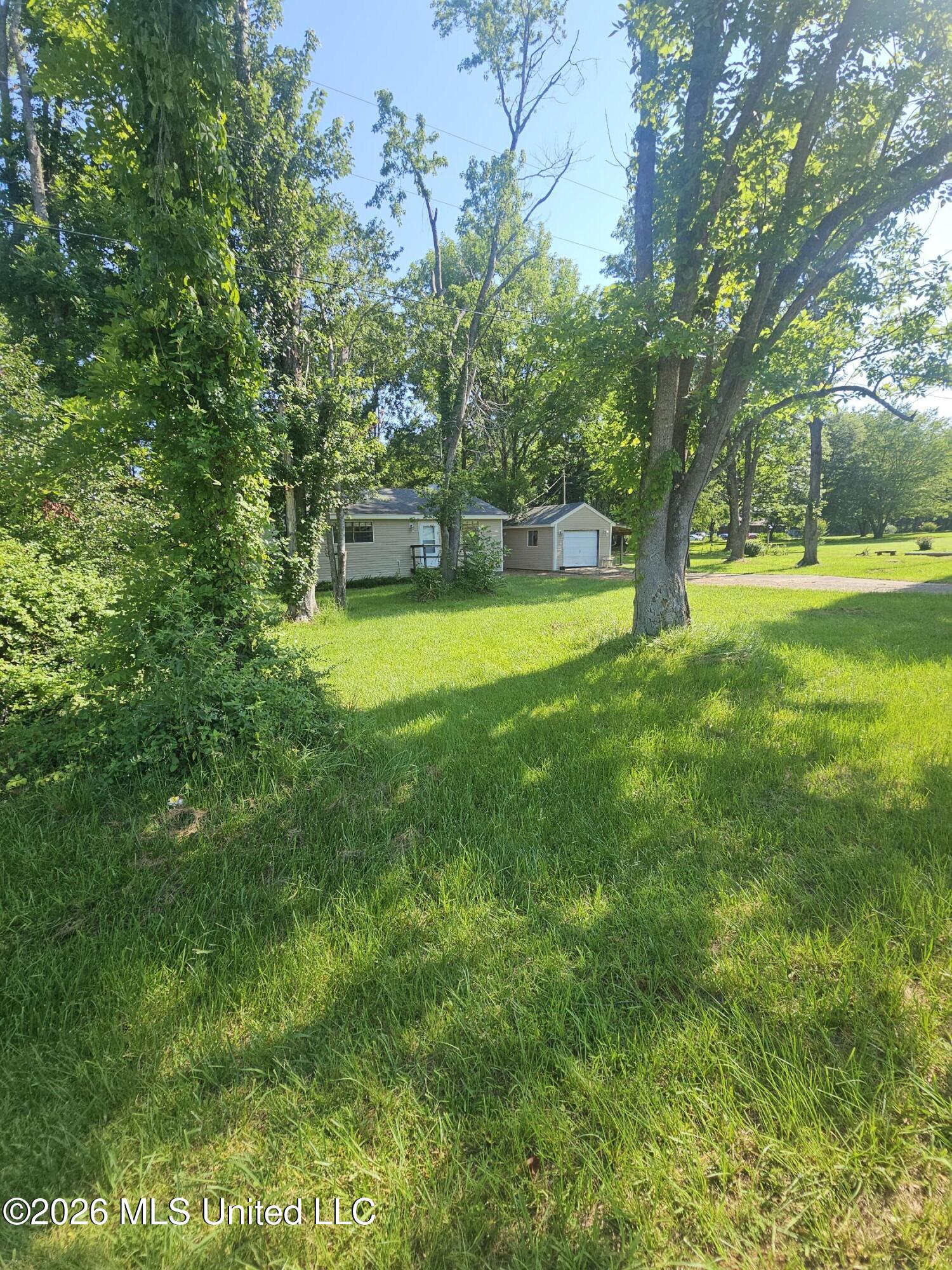 13224 Abernathy Road Property Photo 11