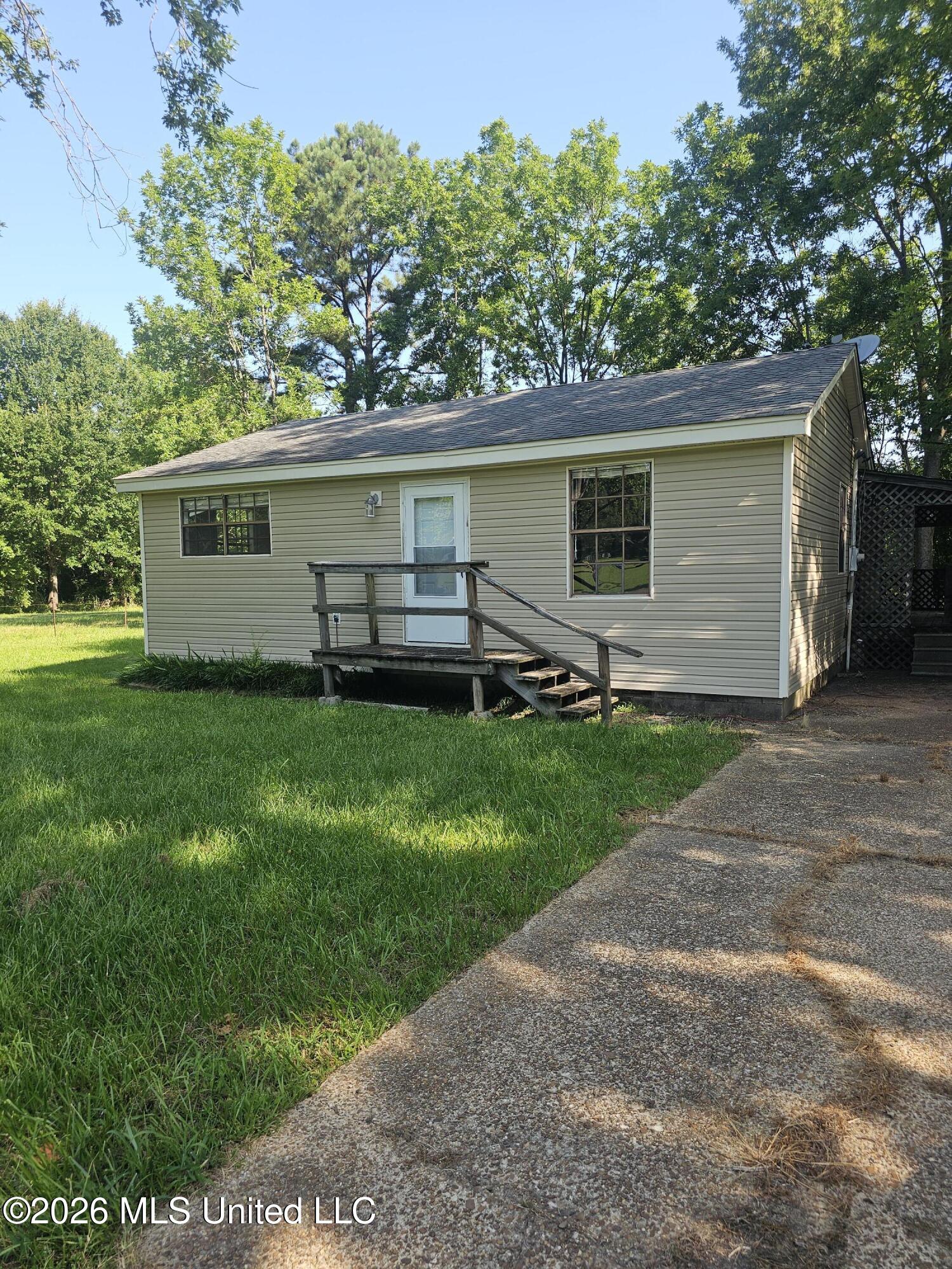 13224 Abernathy Road Property Photo 12