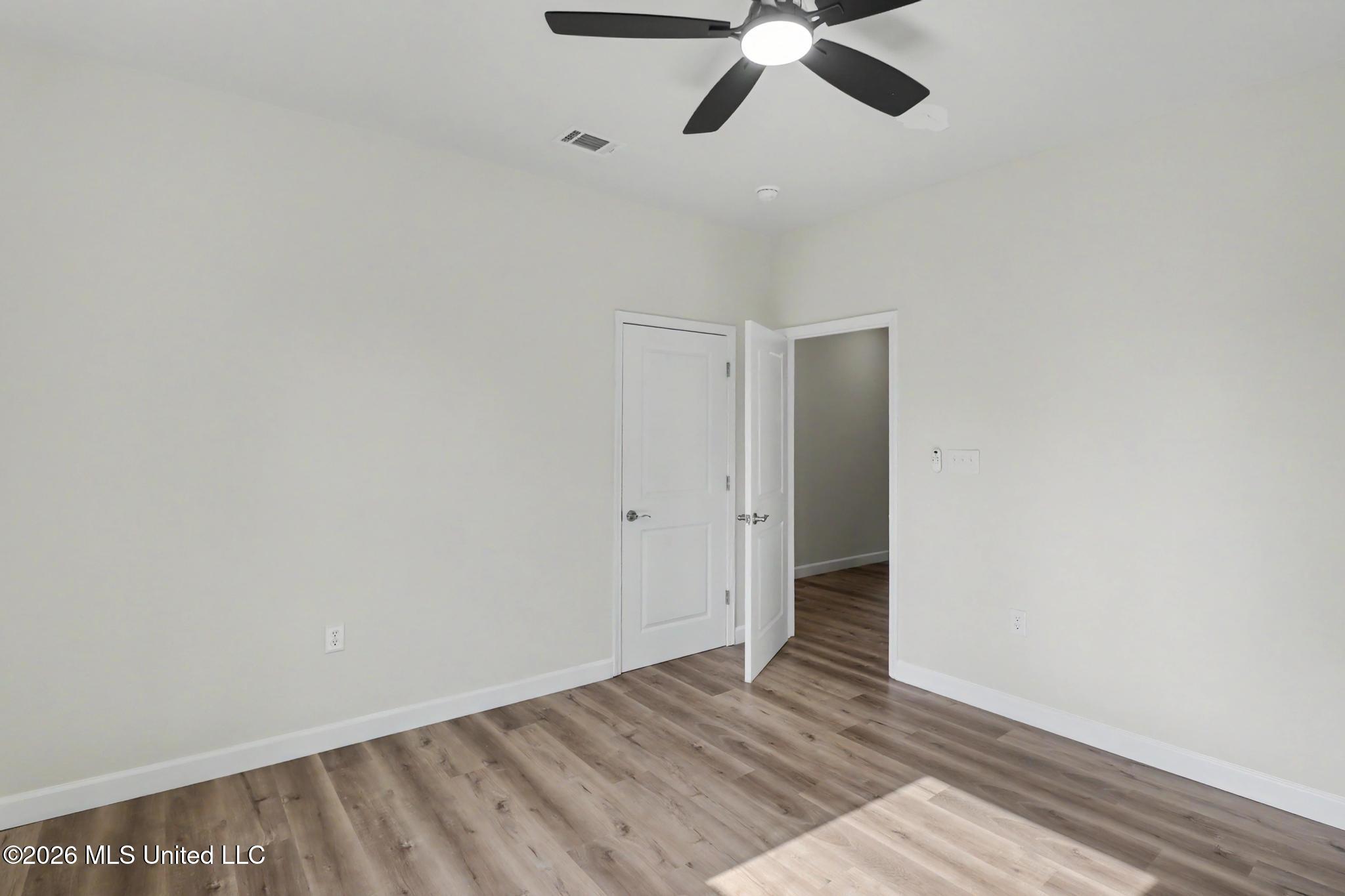 6601 April Bayou Drive Property Photo 12