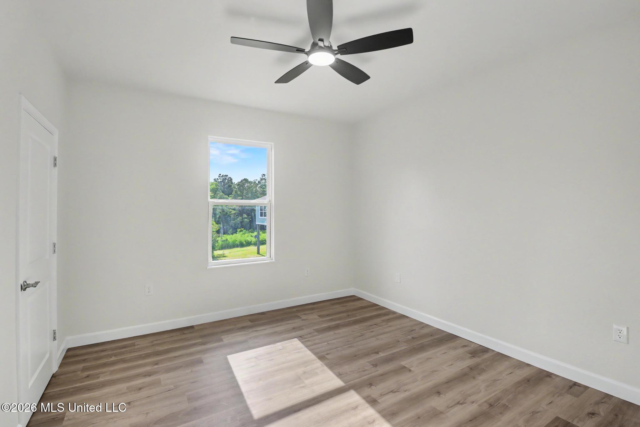 6601 April Bayou Drive Property Photo 13