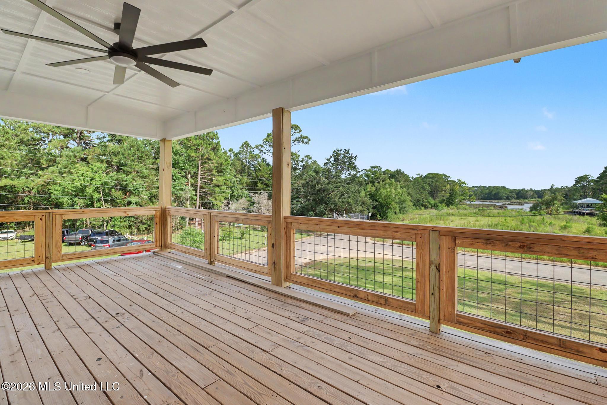 6601 April Bayou Drive Property Photo 18