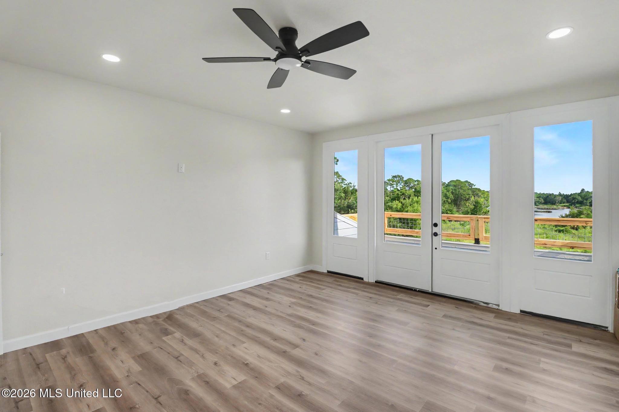6601 April Bayou Drive Property Photo 25