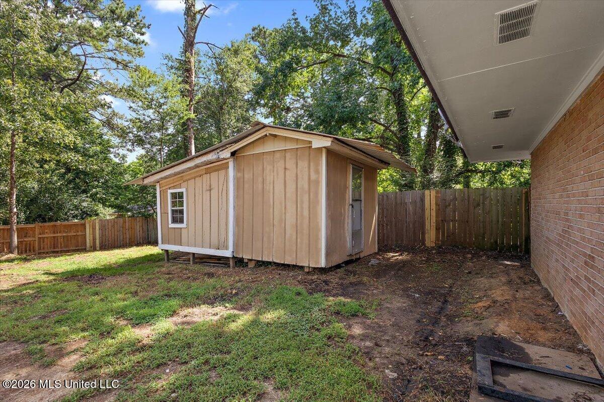 640 Briarwood Drive Property Photo 25