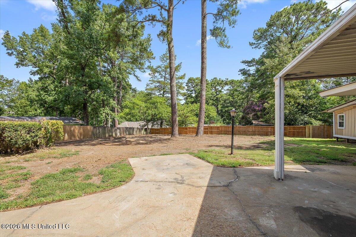 640 Briarwood Drive Property Photo 26