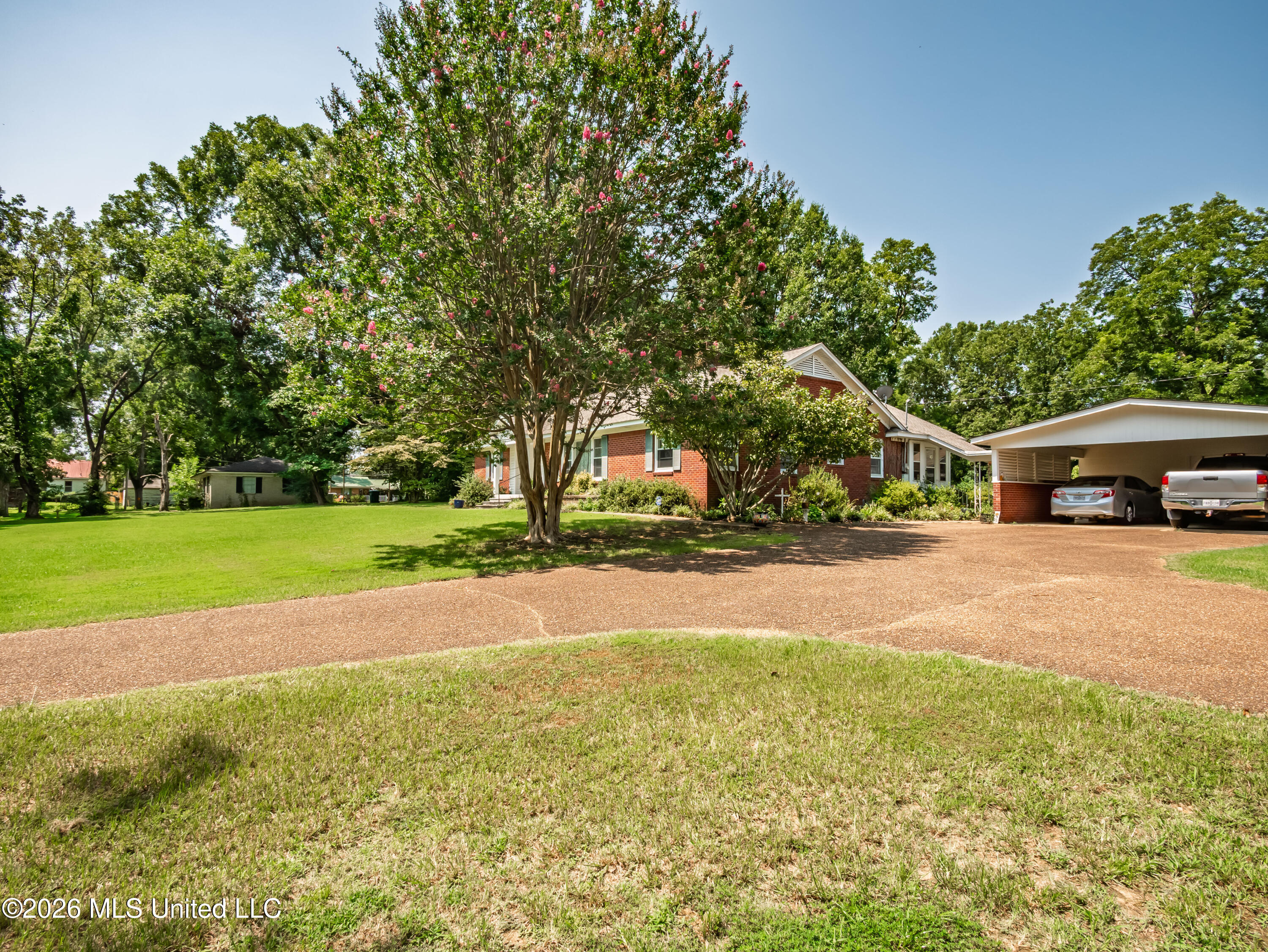 311 N Main Street Property Photo 55