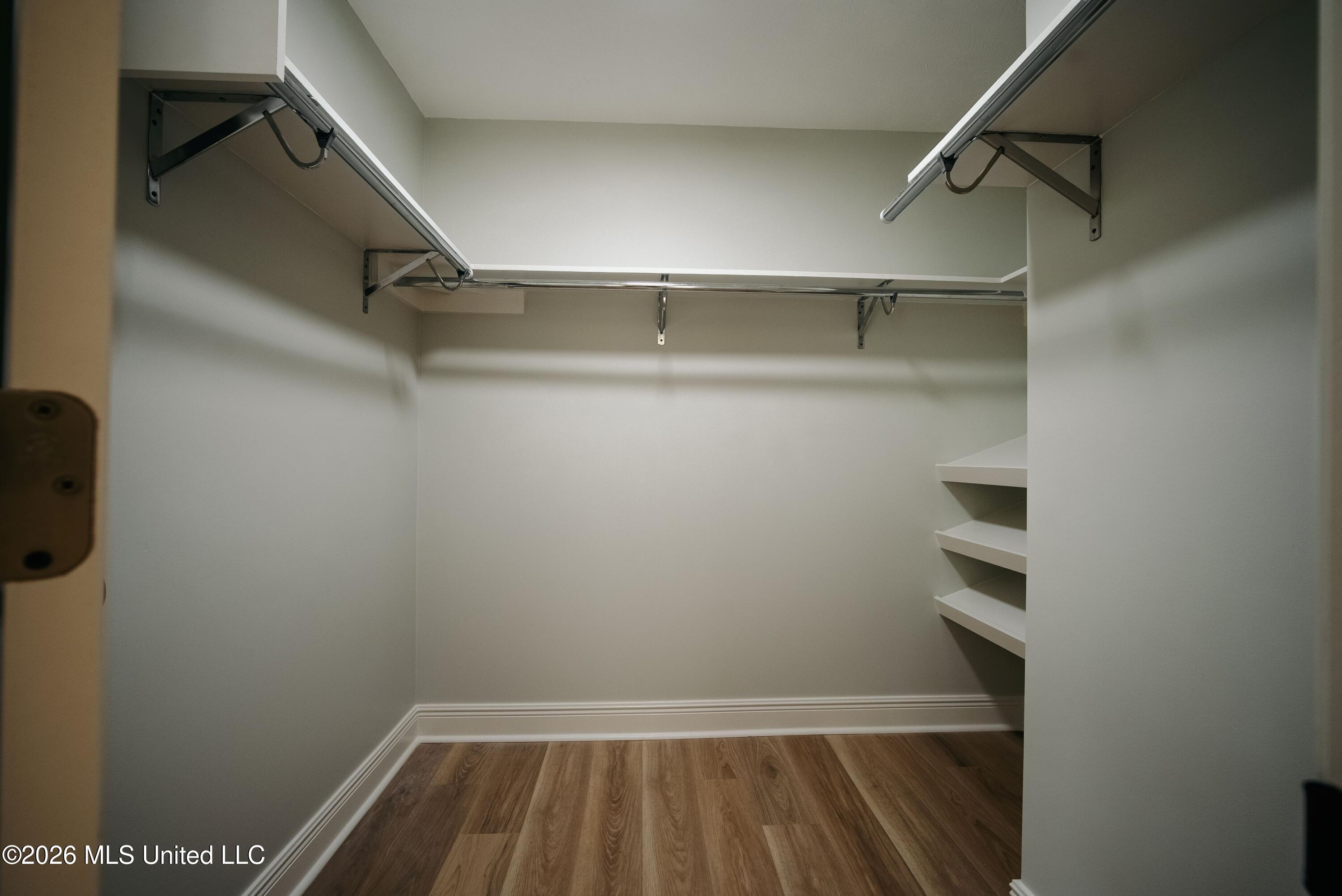 7528 Pineridge Drive Property Photo 30