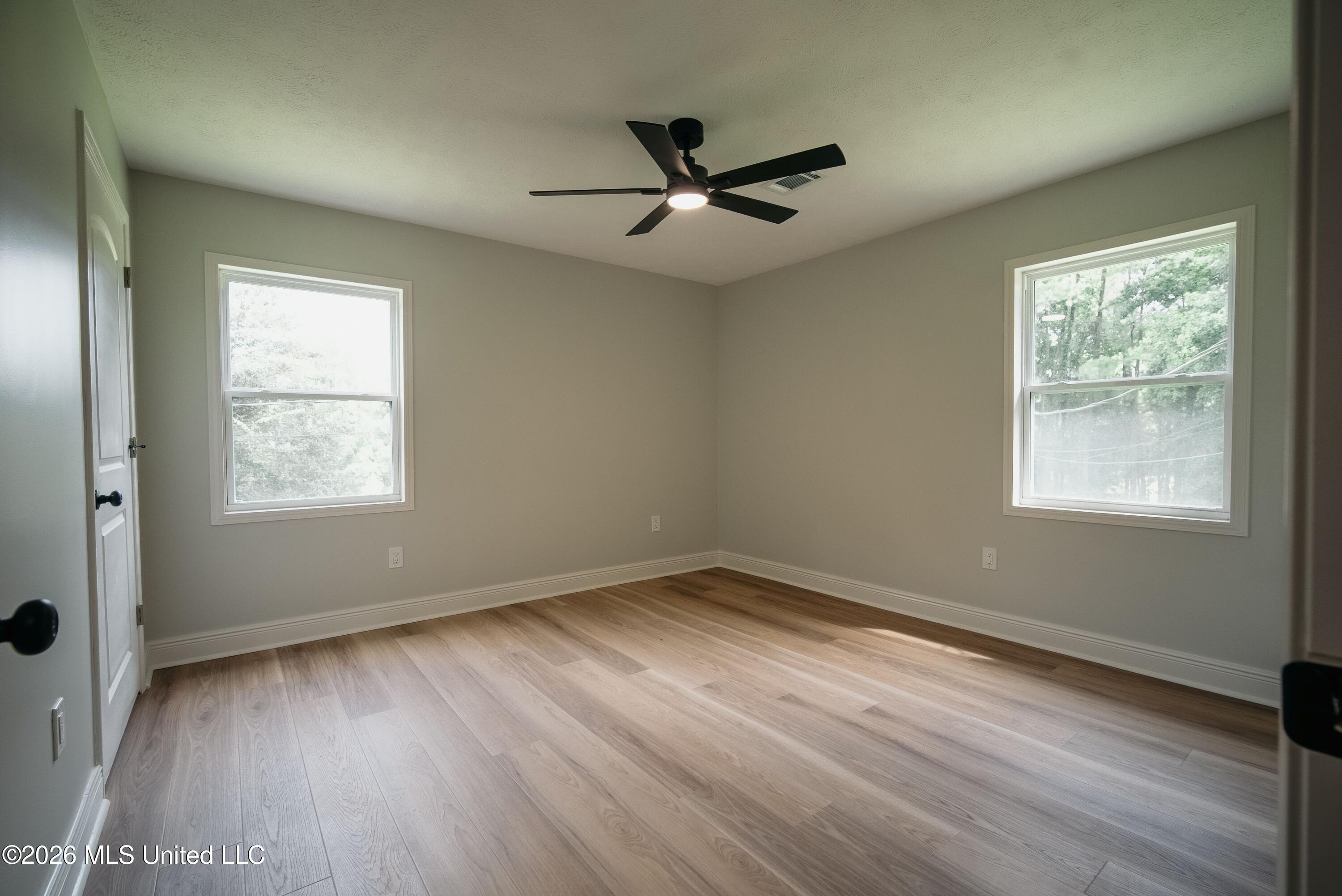 7528 Pineridge Drive Property Photo 33