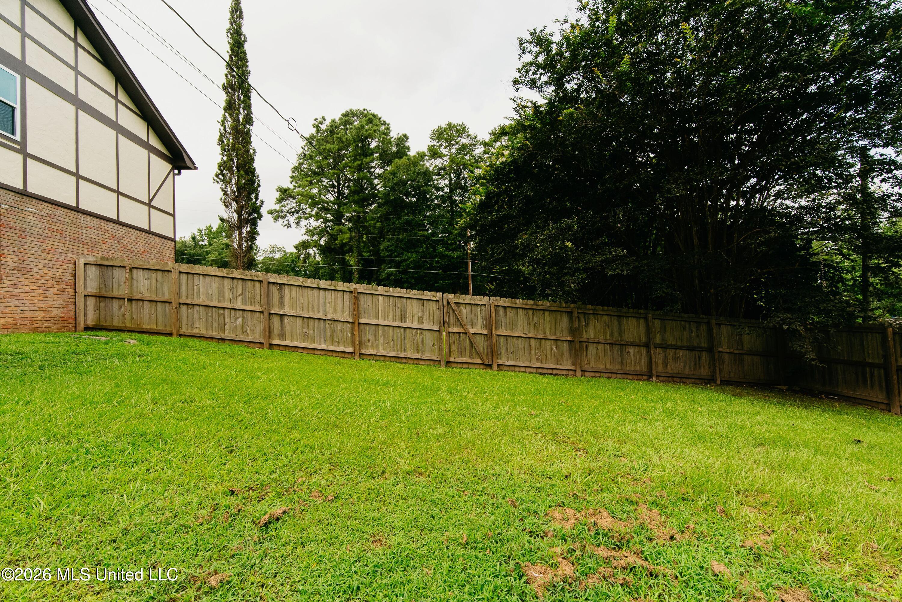 7528 Pineridge Drive Property Photo 43