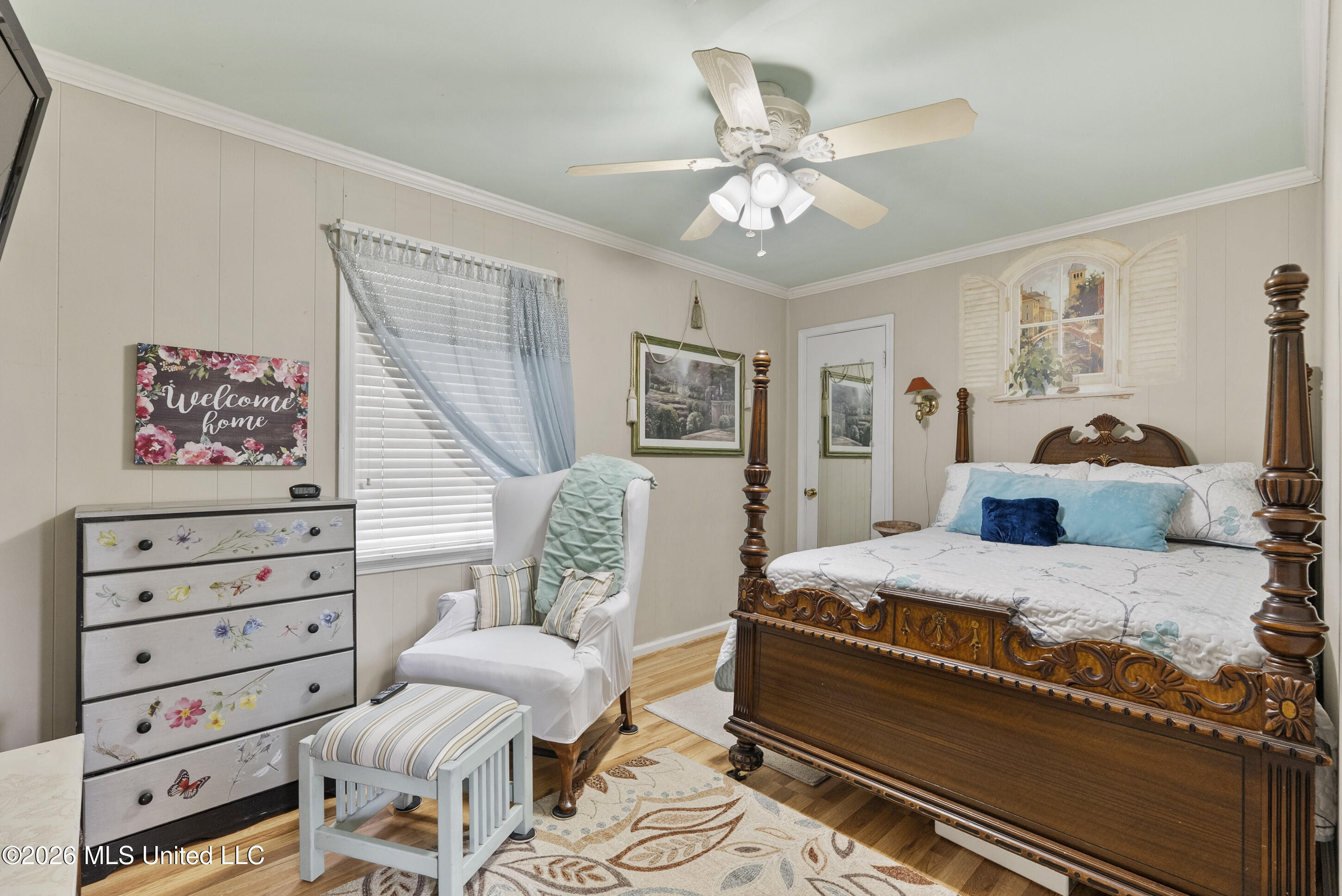 1070 King Road Property Photo 20