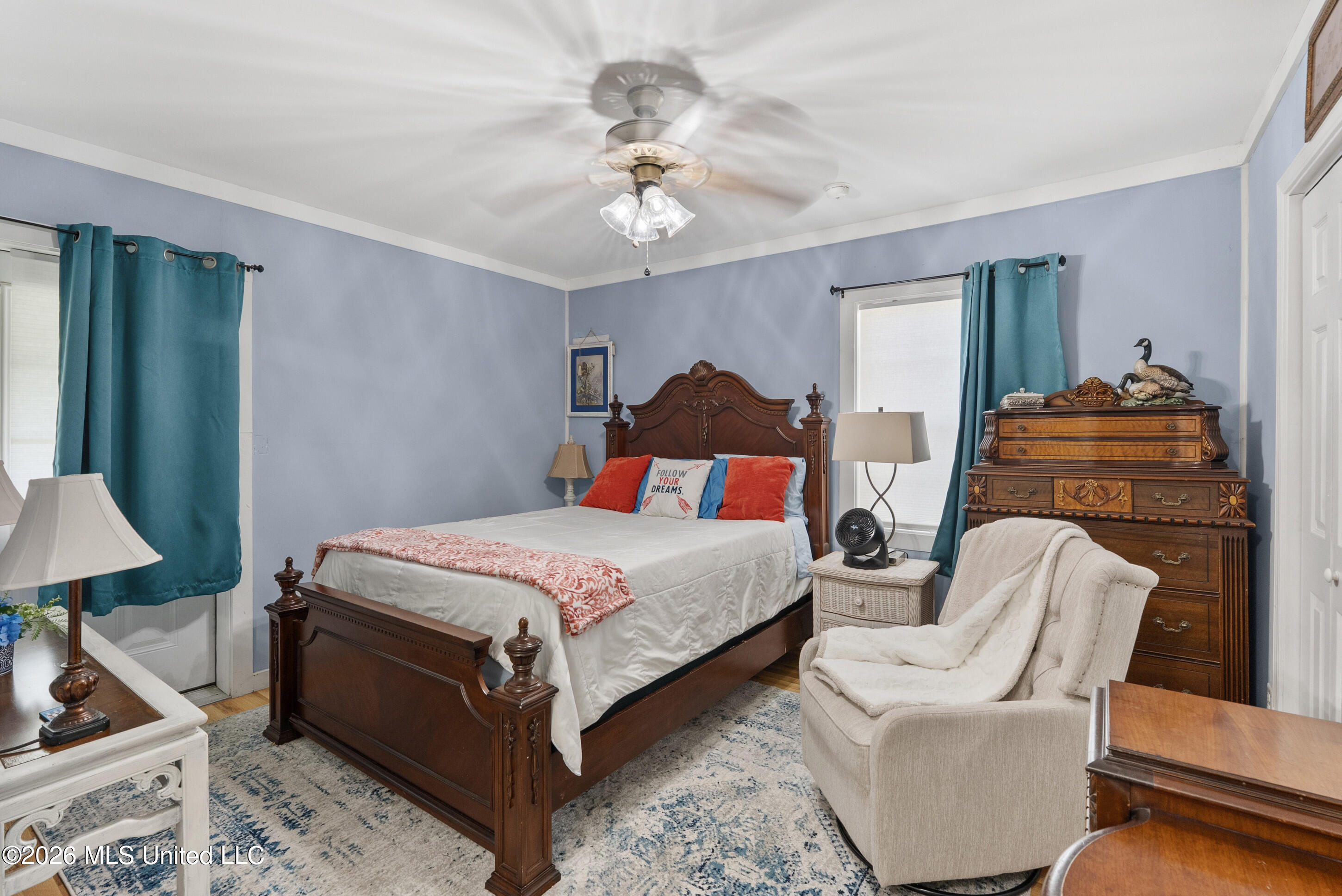 1070 King Road Property Photo 32