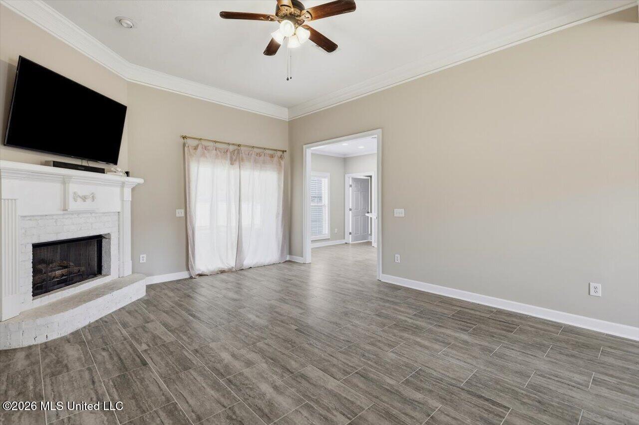 605 Shea Cove Property Photo 6