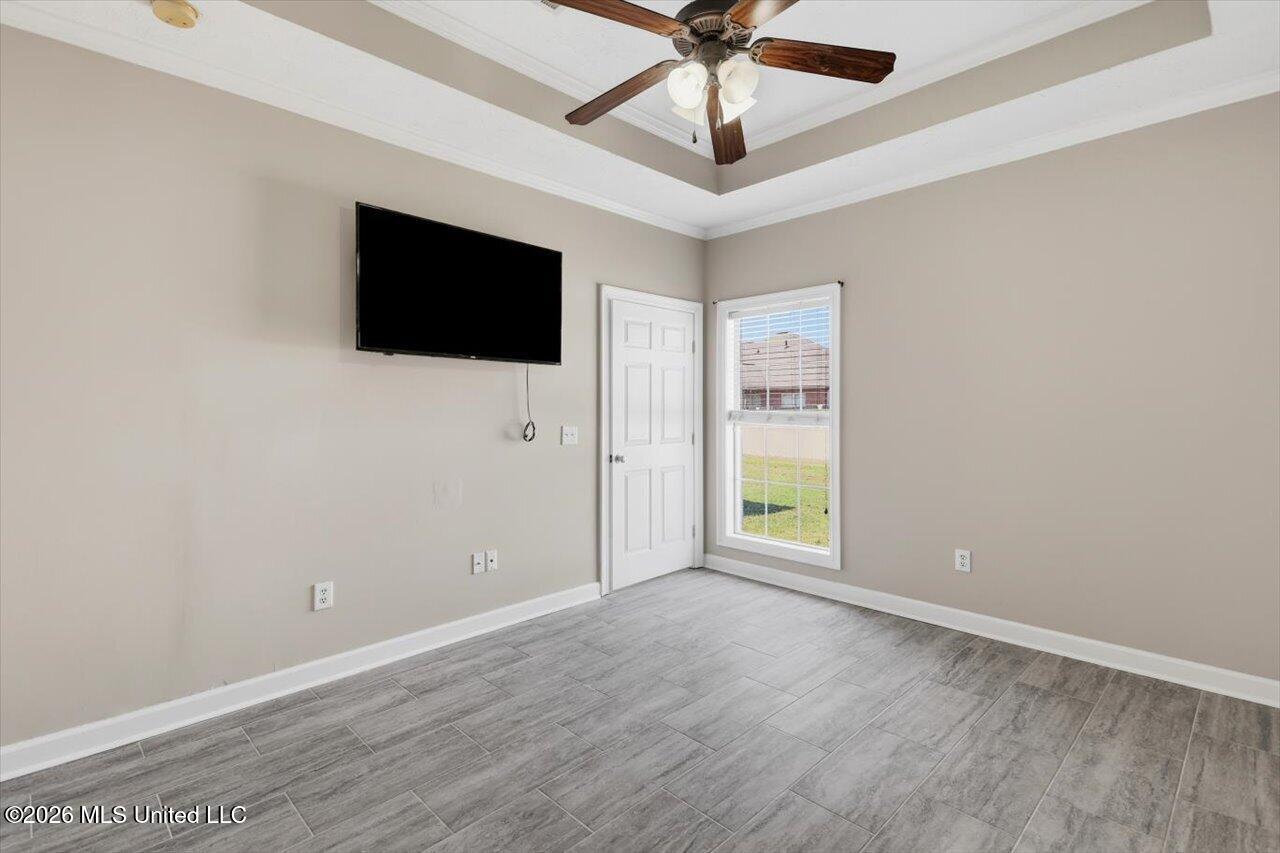 605 Shea Cove Property Photo 20