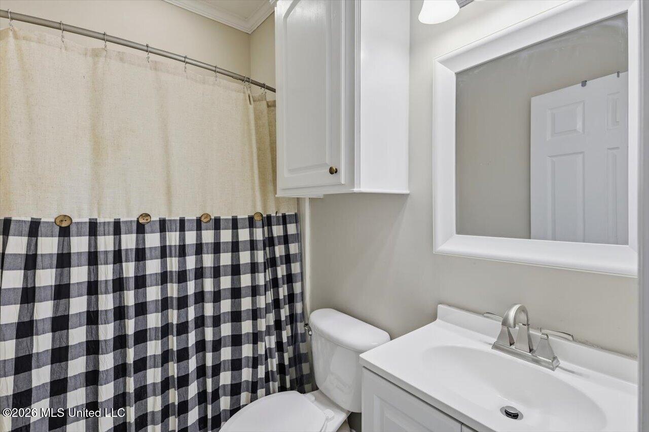605 Shea Cove Property Photo 26