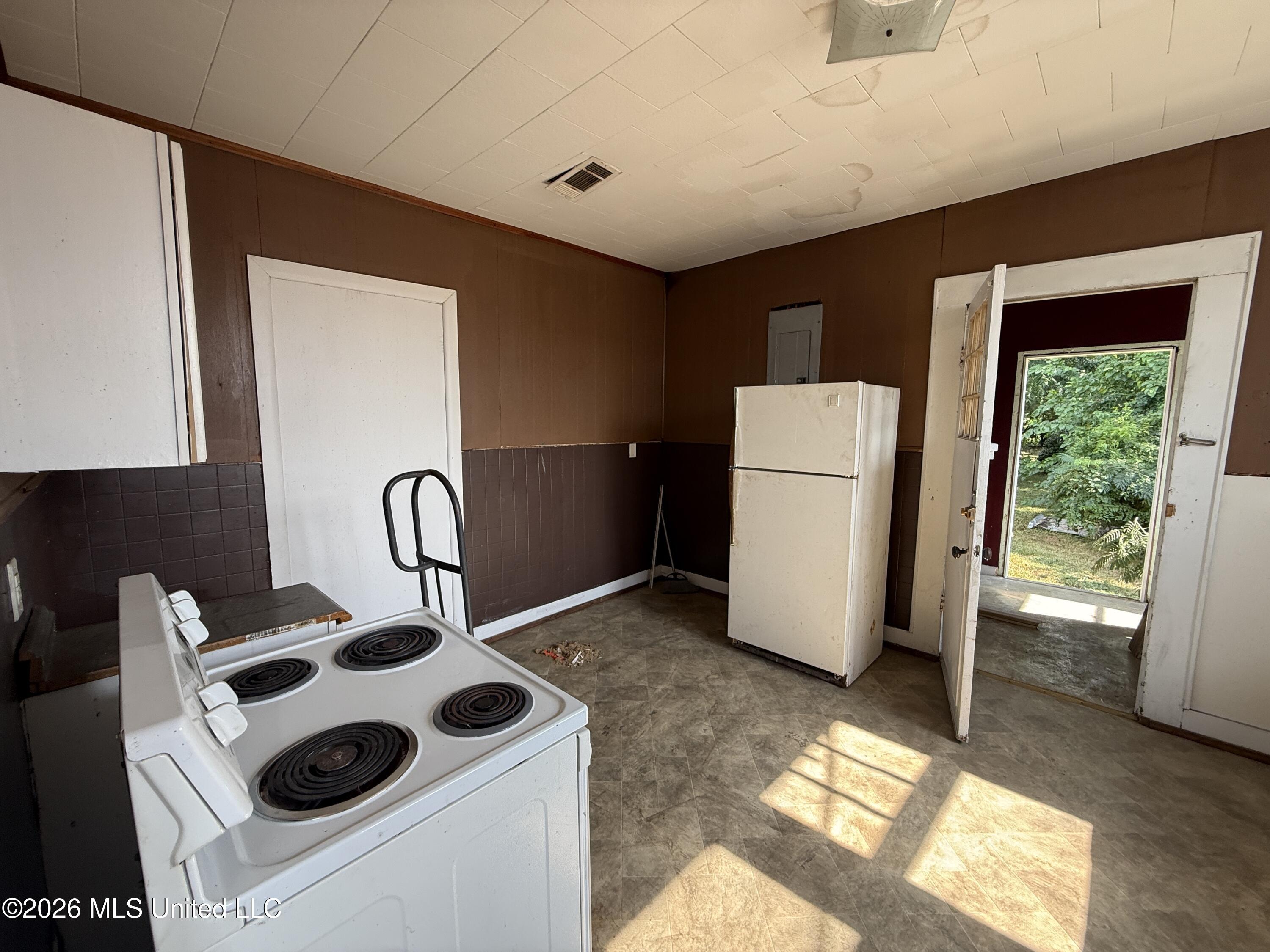 614 Pearl River Avenue Property Photo 7