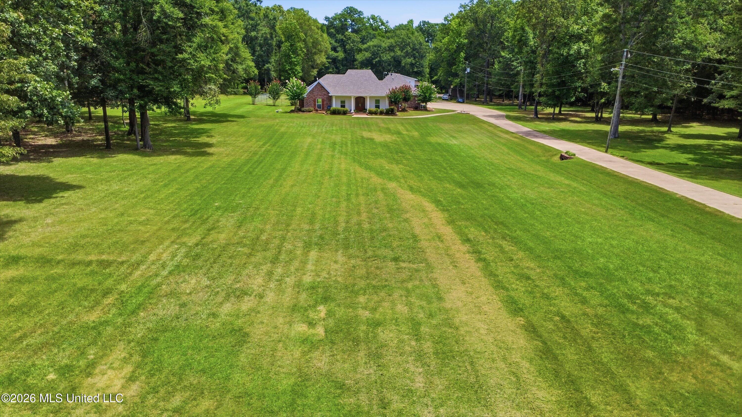 165 Cody Lane Property Photo 3