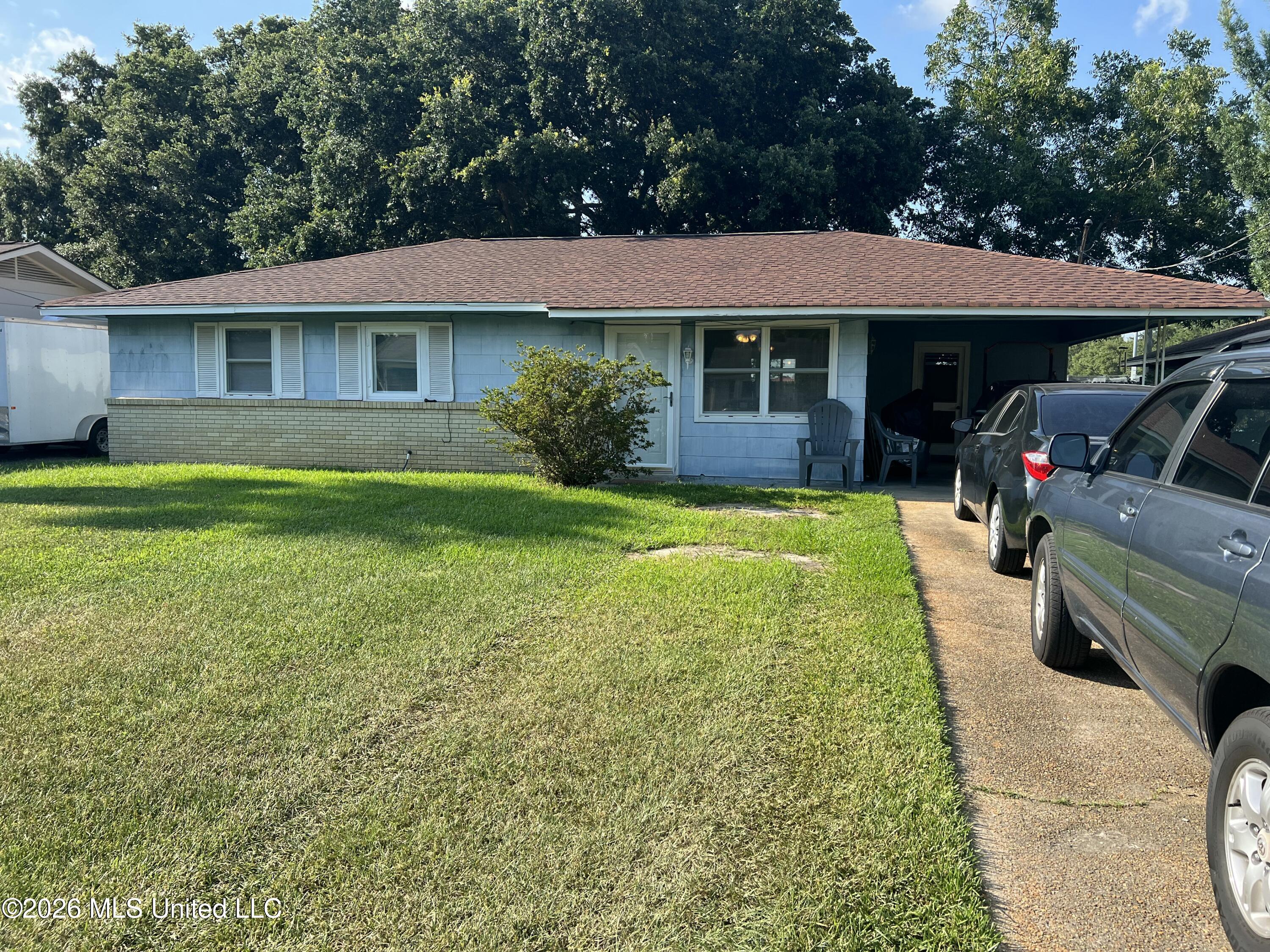 447 Mcguire Circle Property Photo 2