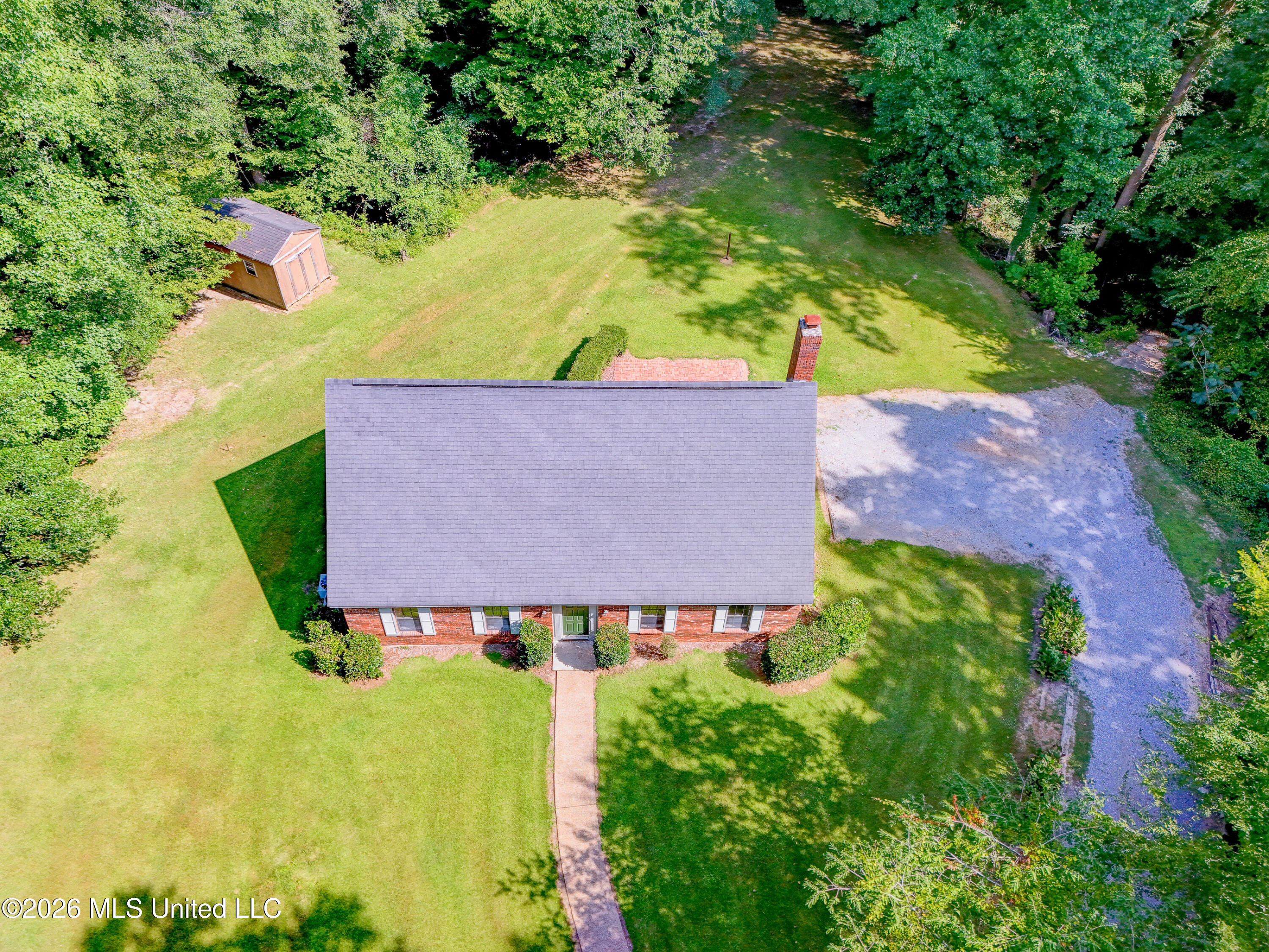 103 Rebel Circle Property Photo 5