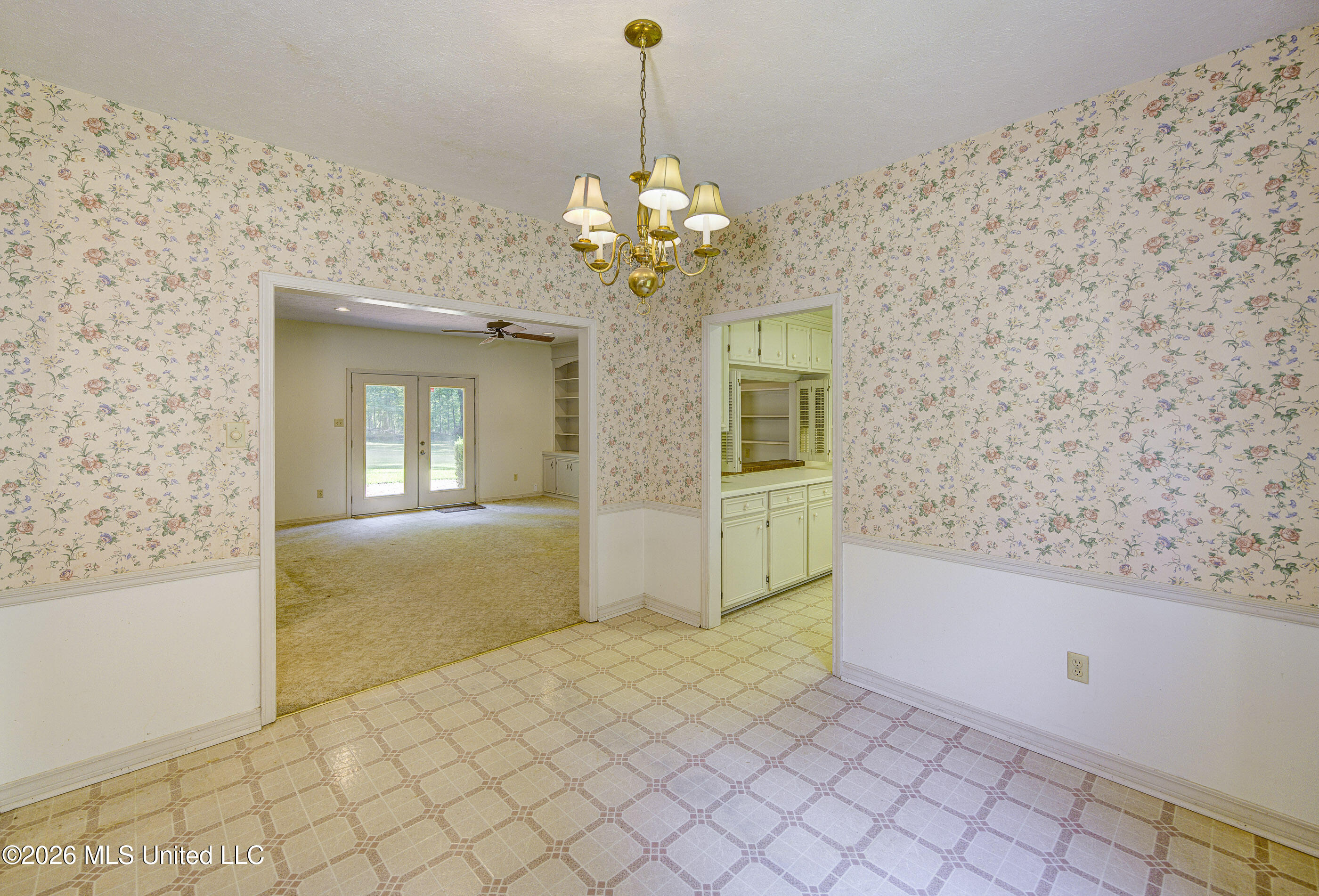 103 Rebel Circle Property Photo 9