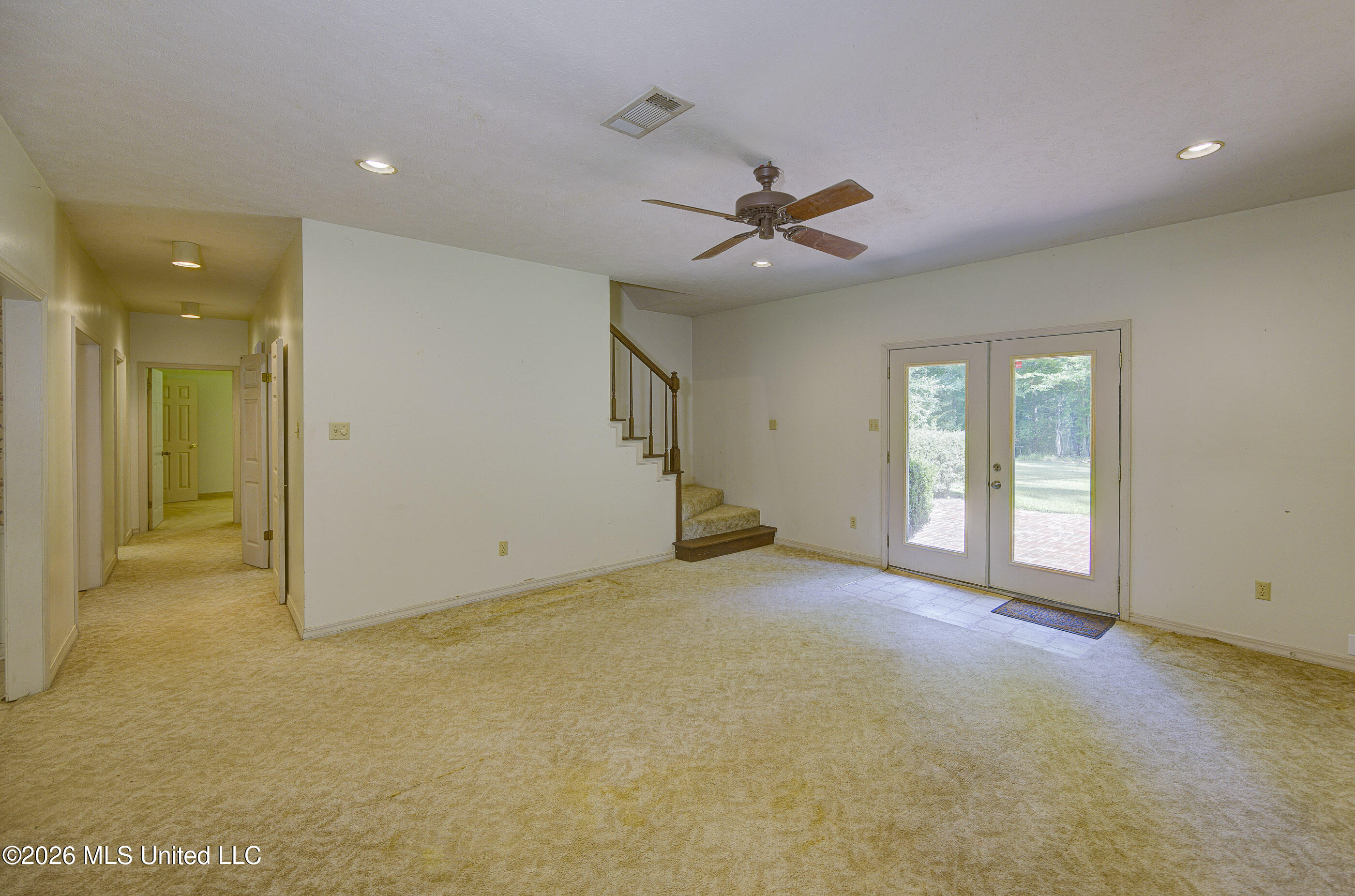 103 Rebel Circle Property Photo 13