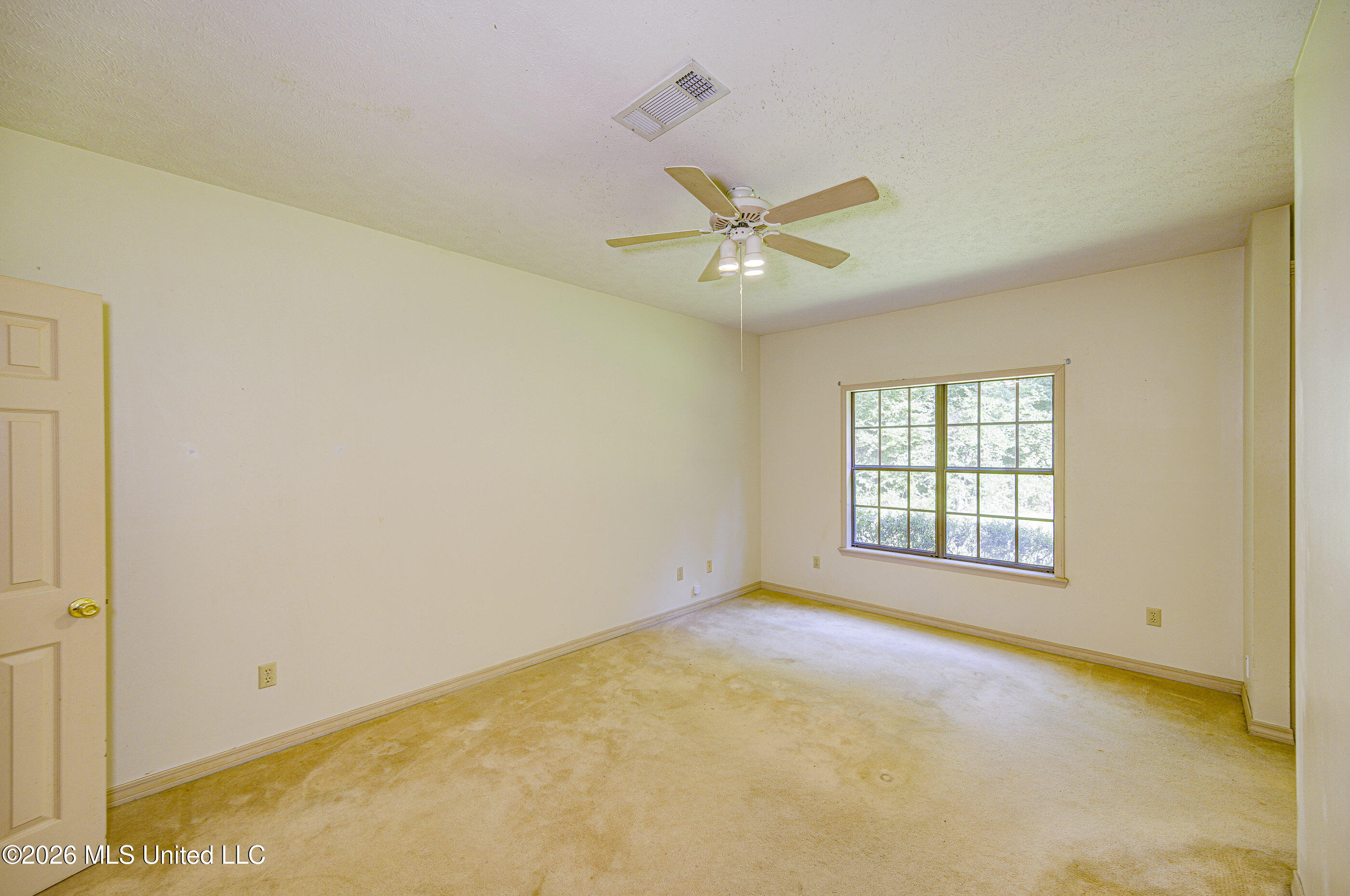 103 Rebel Circle Property Photo 15