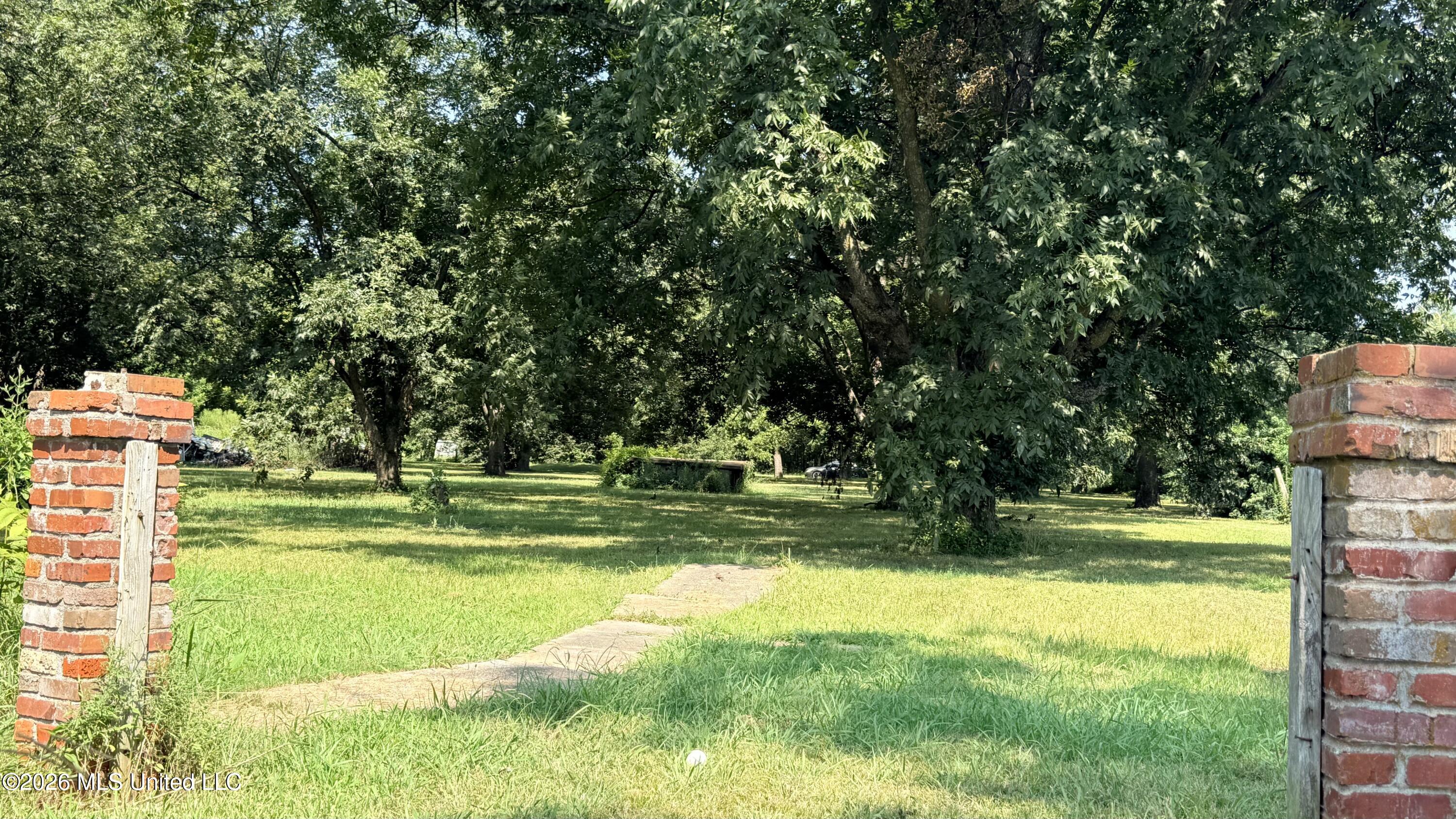 18445 Us-61 Property Photo 2