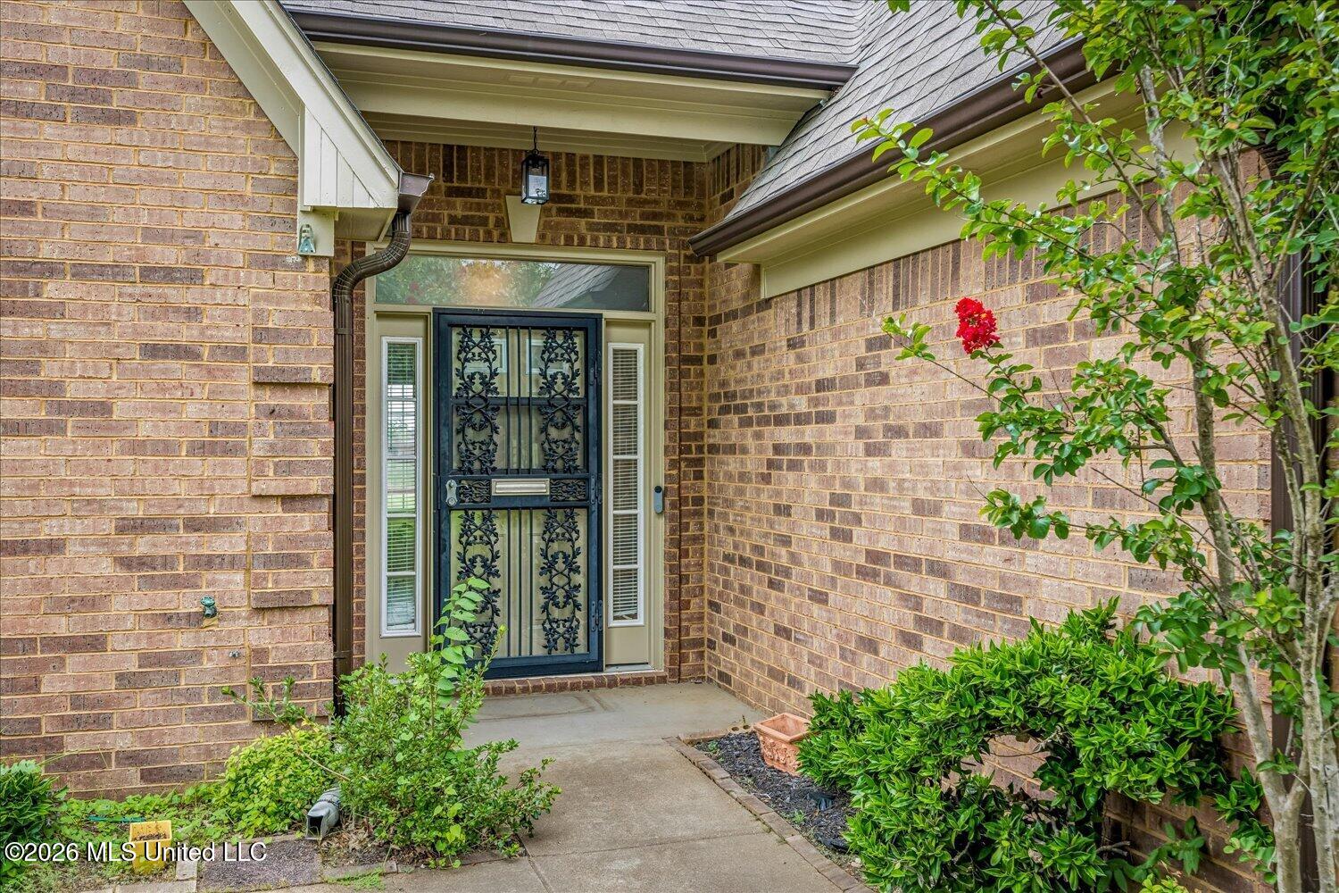2594 Tower Drive Property Photo 5