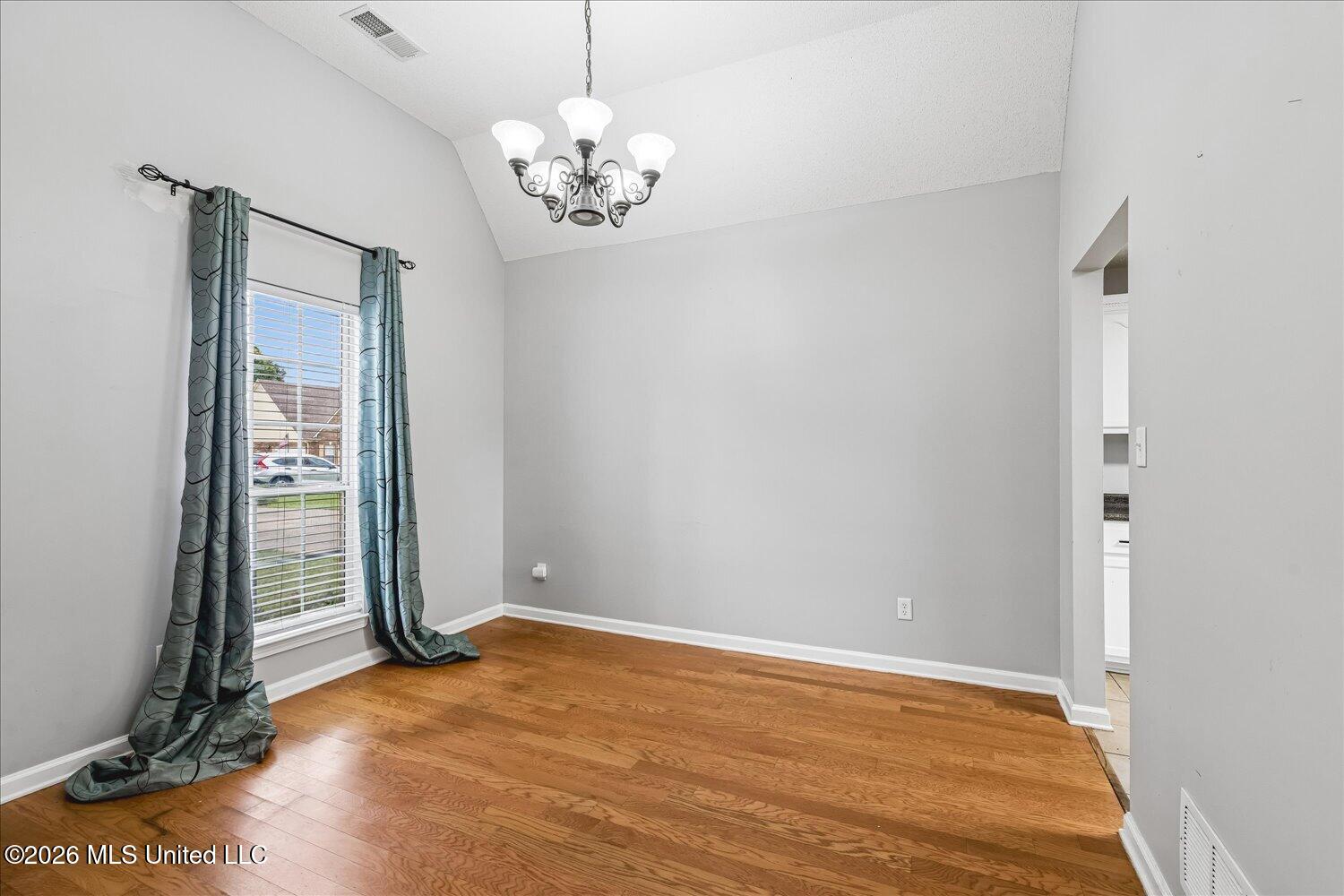 2594 Tower Drive Property Photo 8