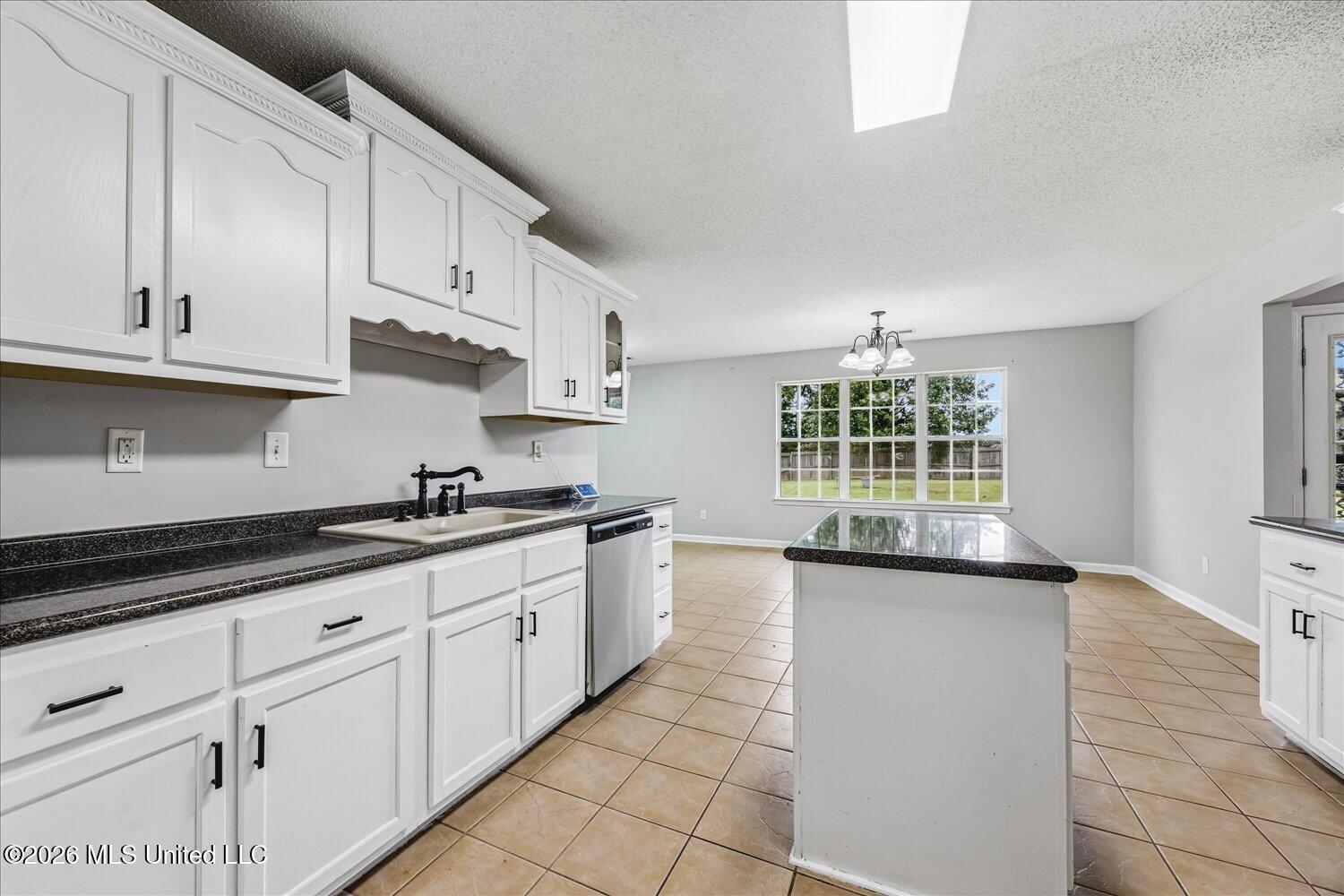 2594 Tower Drive Property Photo 12