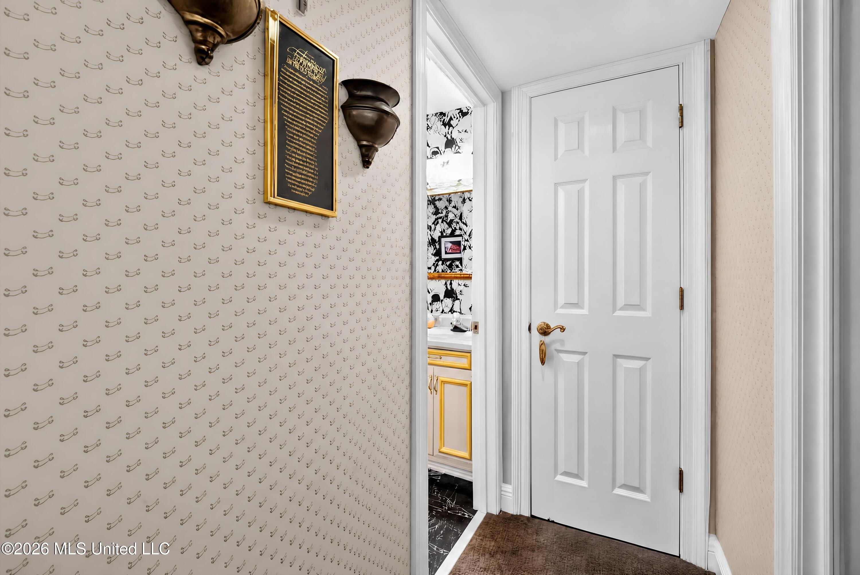 168 Davis Road Property Photo 16