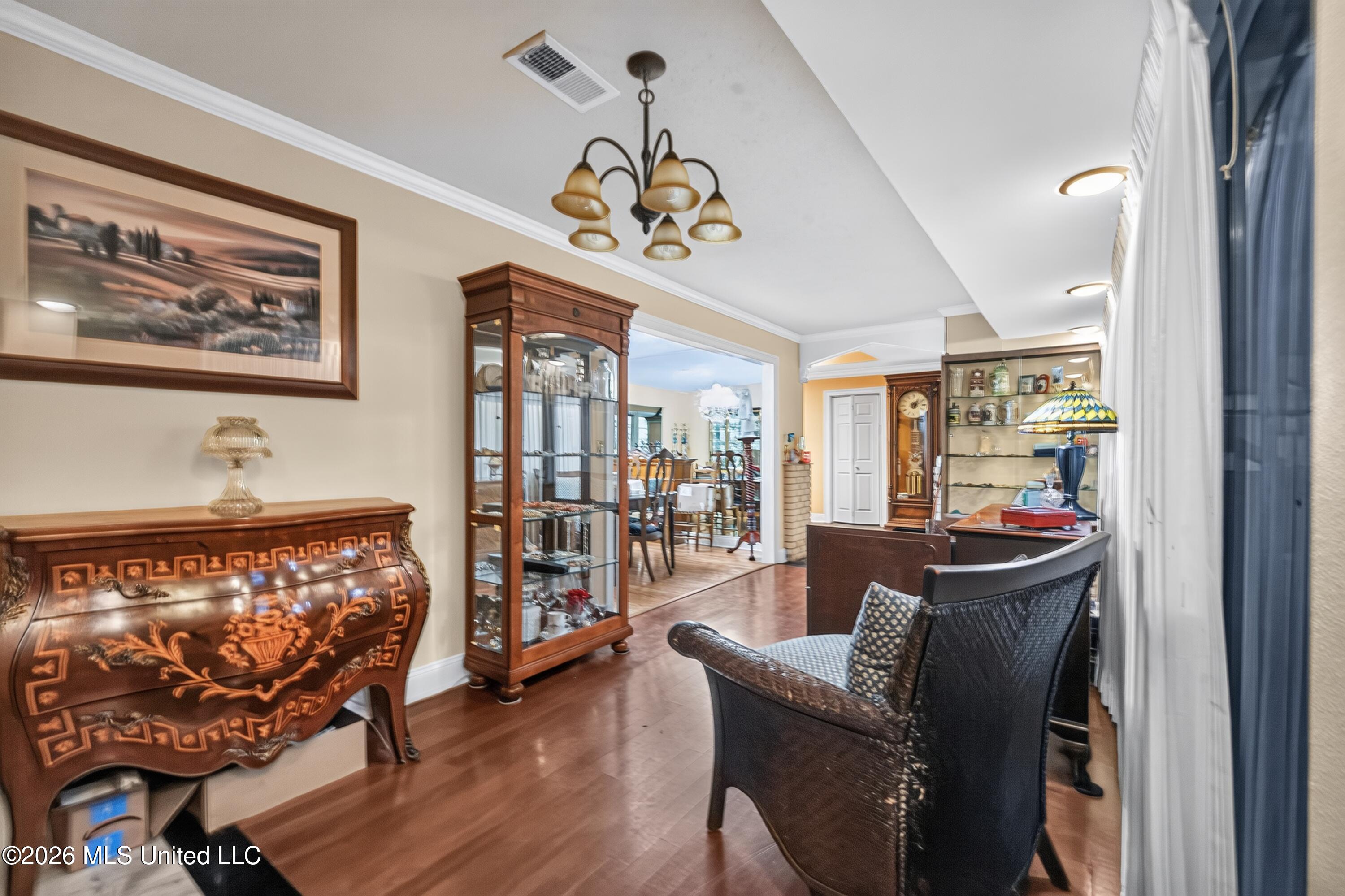 168 Davis Road Property Photo 17