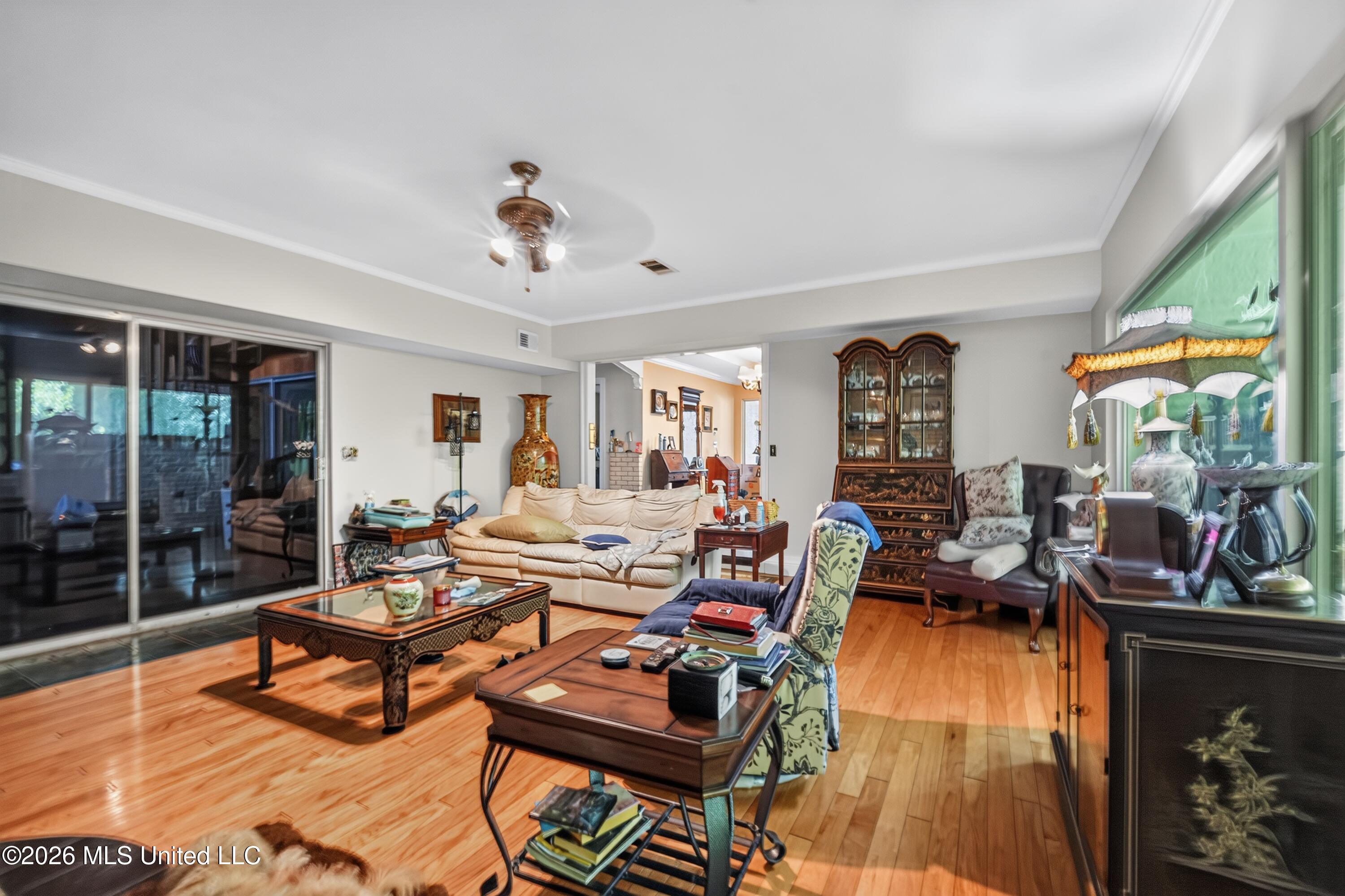 168 Davis Road Property Photo 19