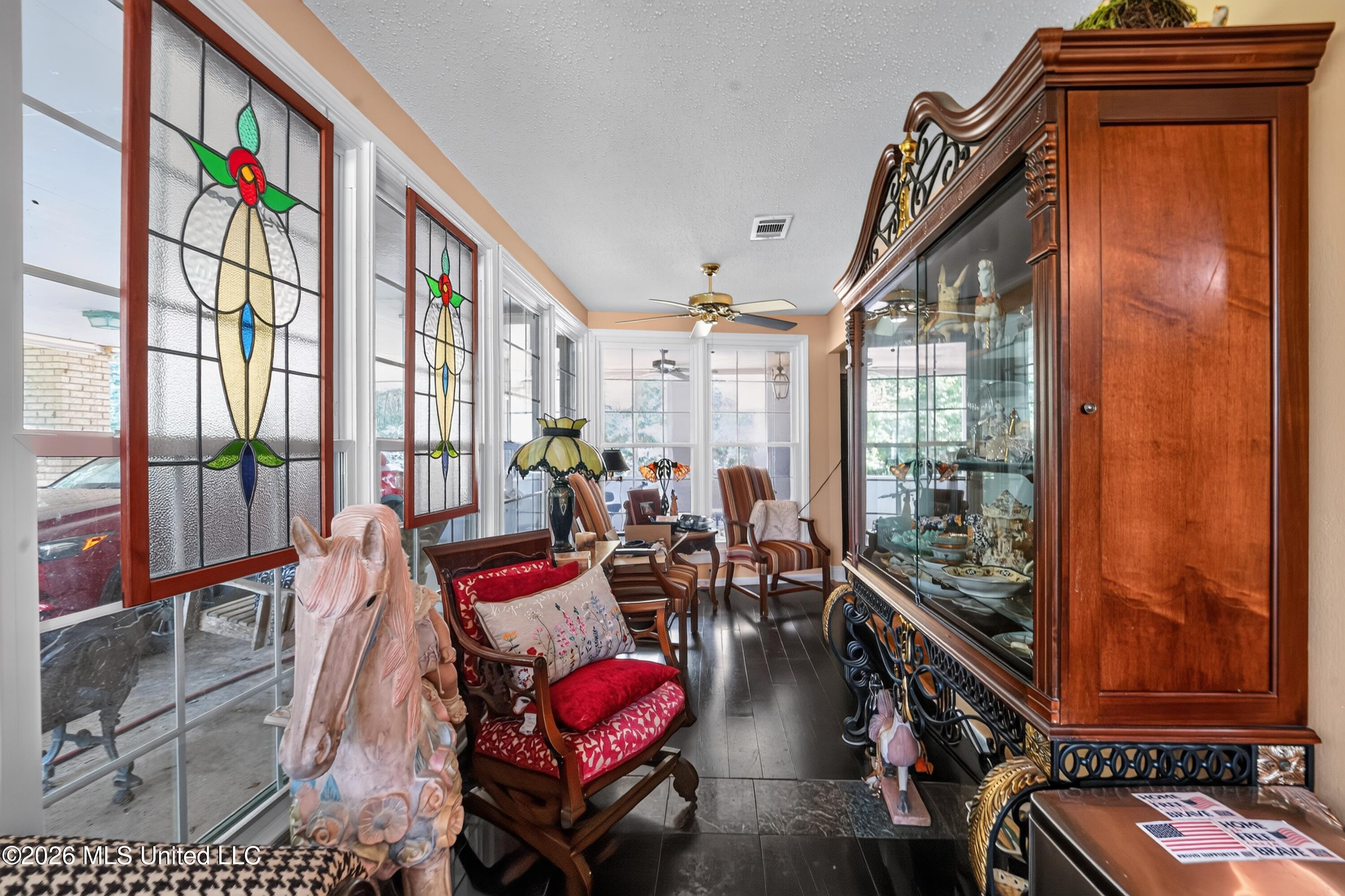 168 Davis Road Property Photo 33