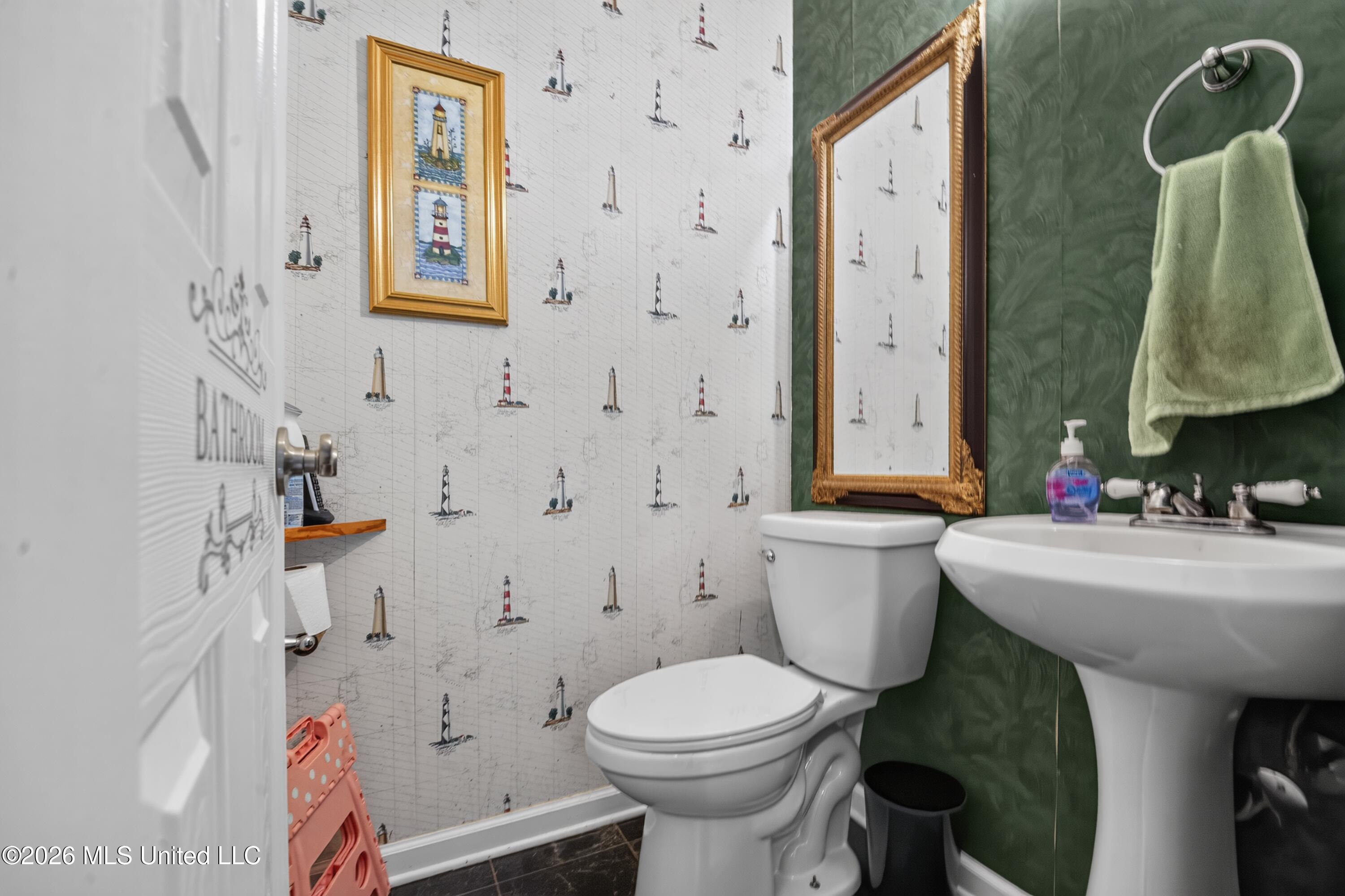 168 Davis Road Property Photo 40
