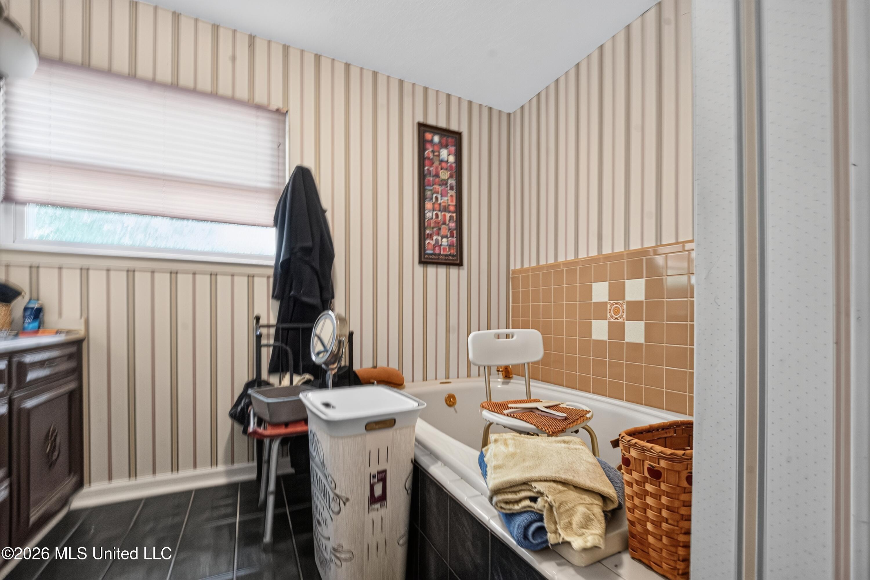 168 Davis Road Property Photo 46