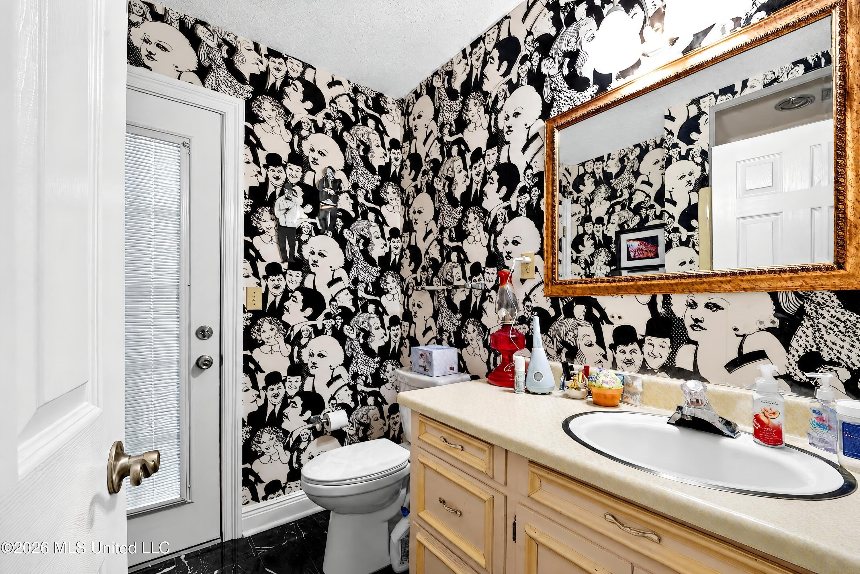 168 Davis Road Property Photo 49