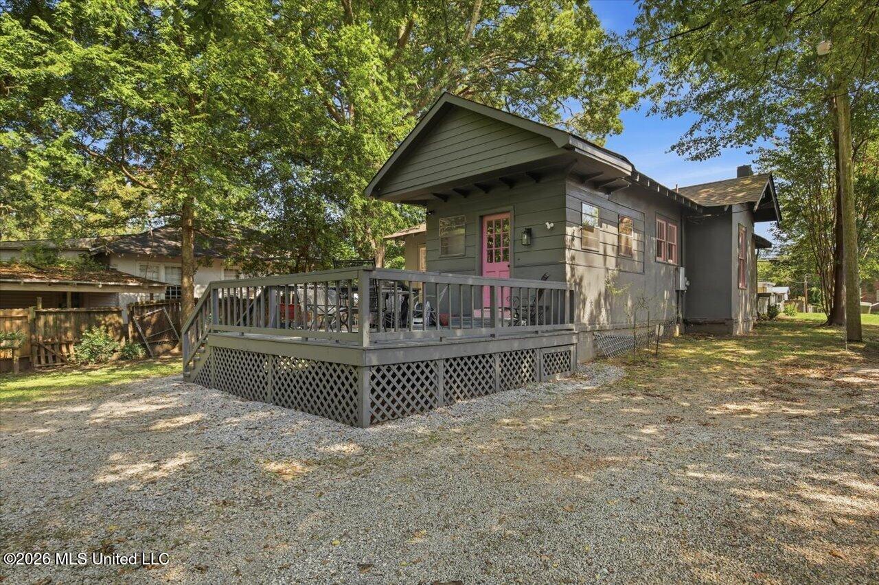 211 E Center Street Property Photo 29