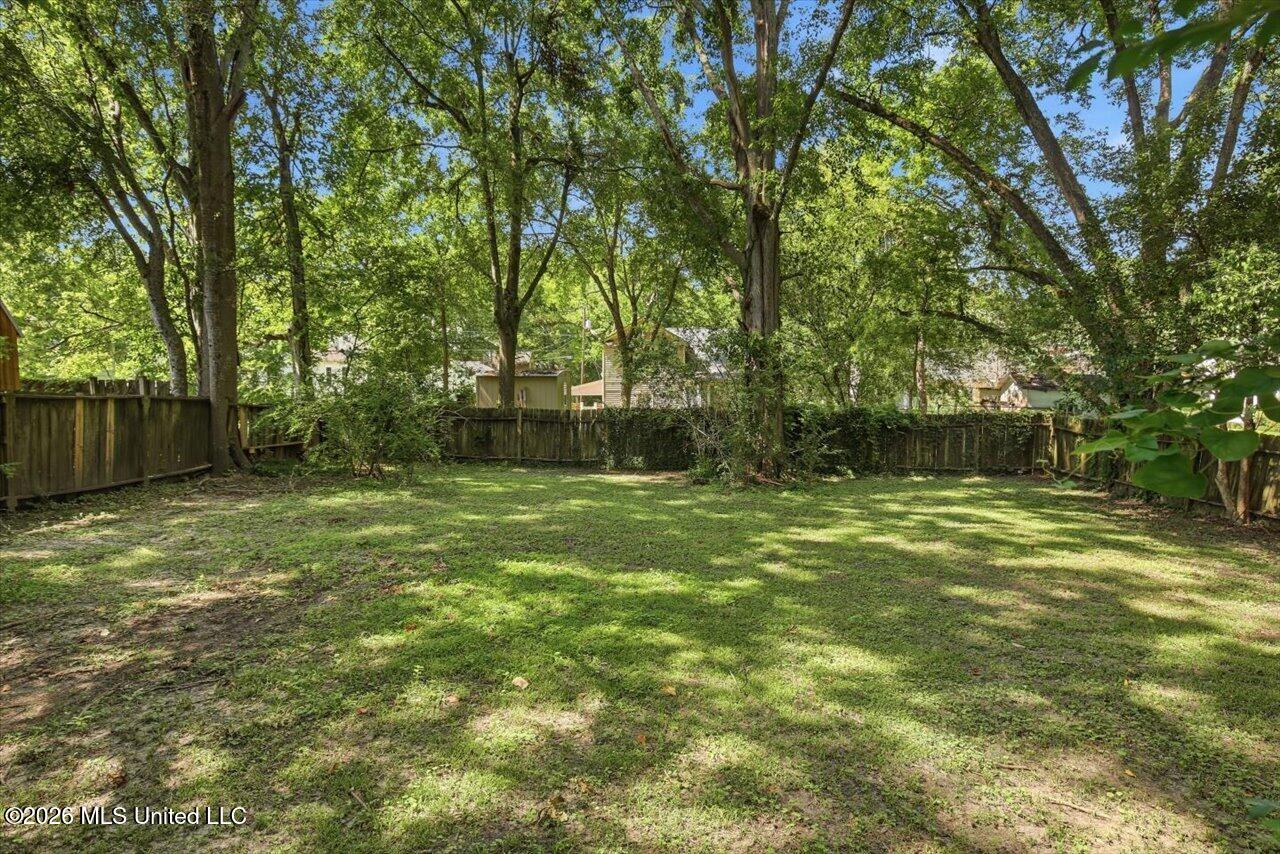 211 E Center Street Property Photo 32