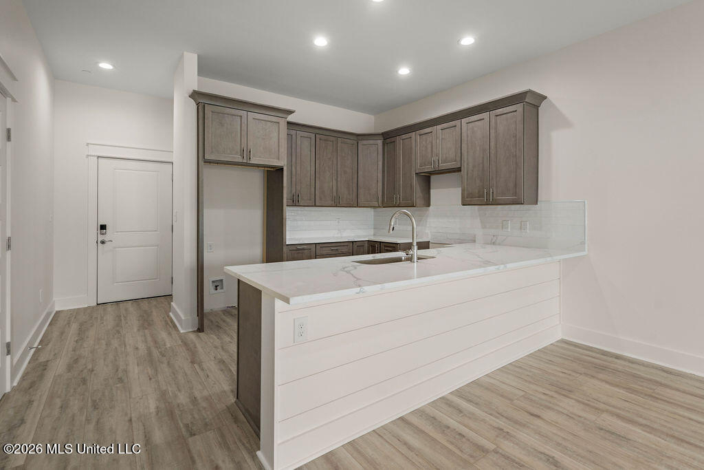 124 Court Street Property Photo 7