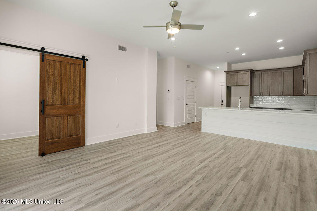 124 Court Street Property Photo 11