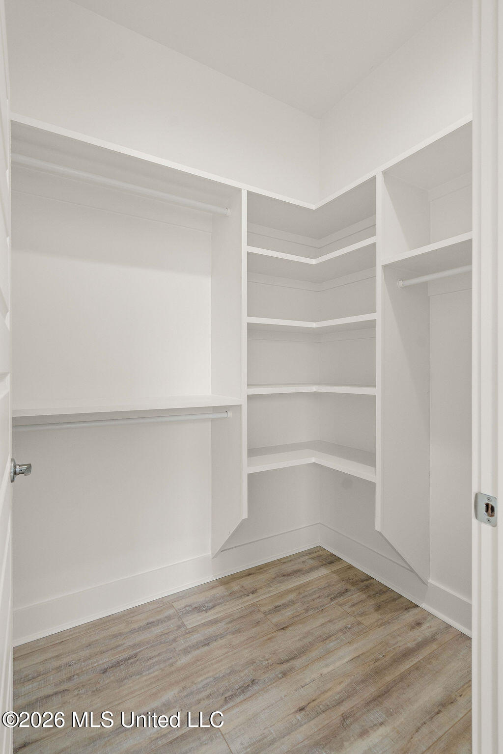 124 Court Street Property Photo 15